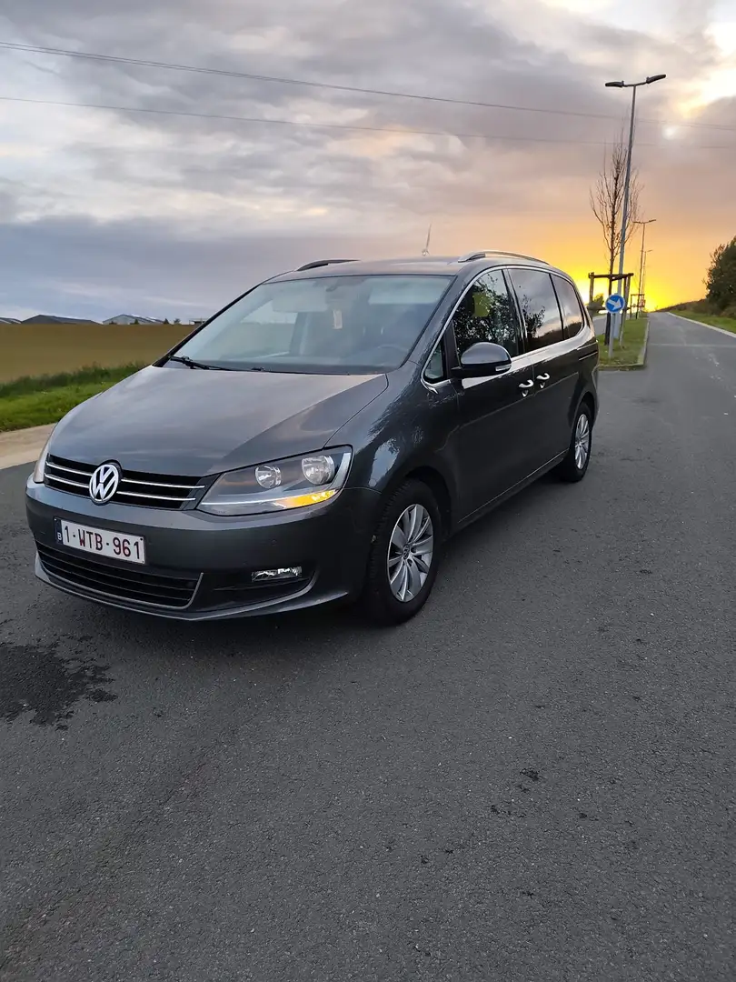 Volkswagen Sharan Sharan 2.0 CR TDi Comfortline BMT DSG Gris - 1