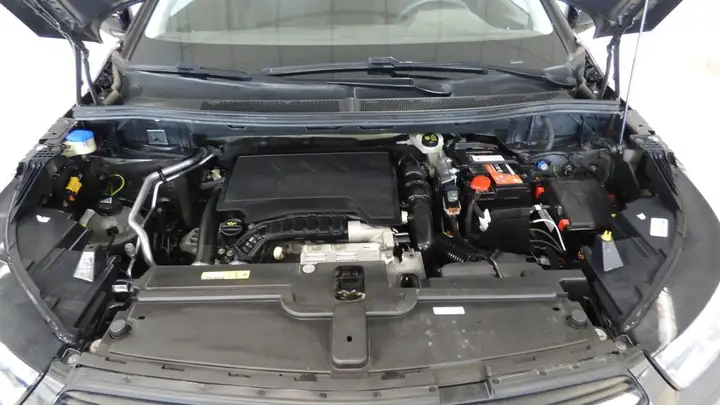Opel Grandland X Design Line 1,2 Turbo S/S MT6 2021, foto 7