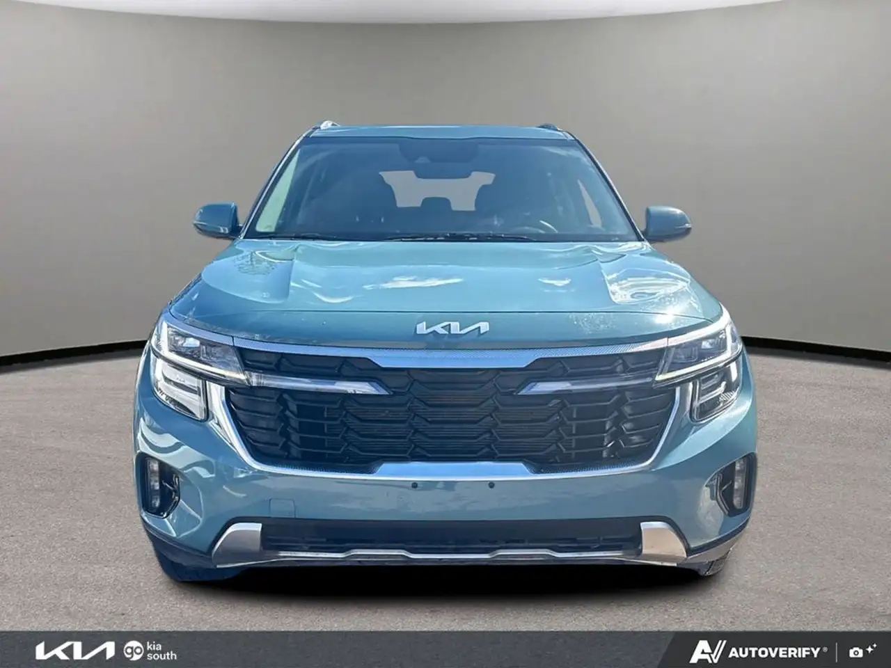 Kia Seltos снимка Kia Seltos