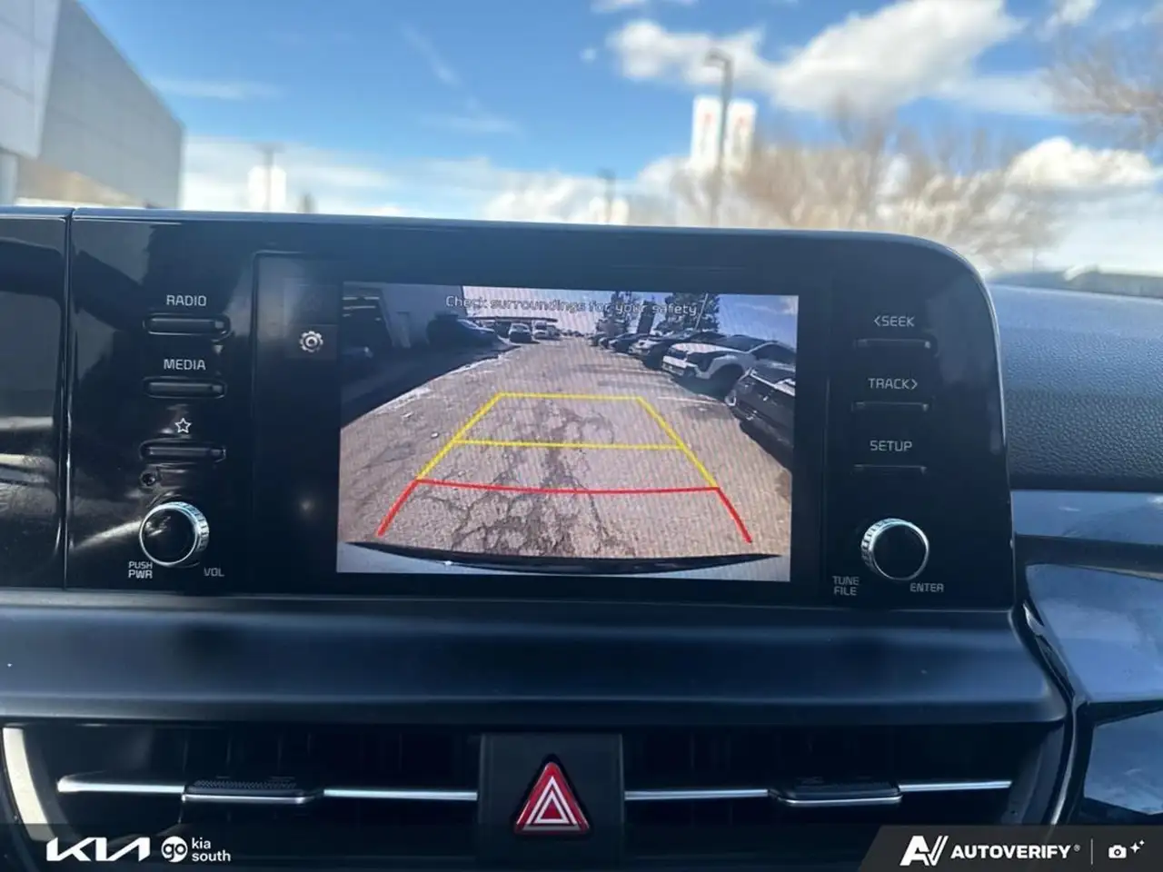 Kia Seltos снимка Kia Seltos