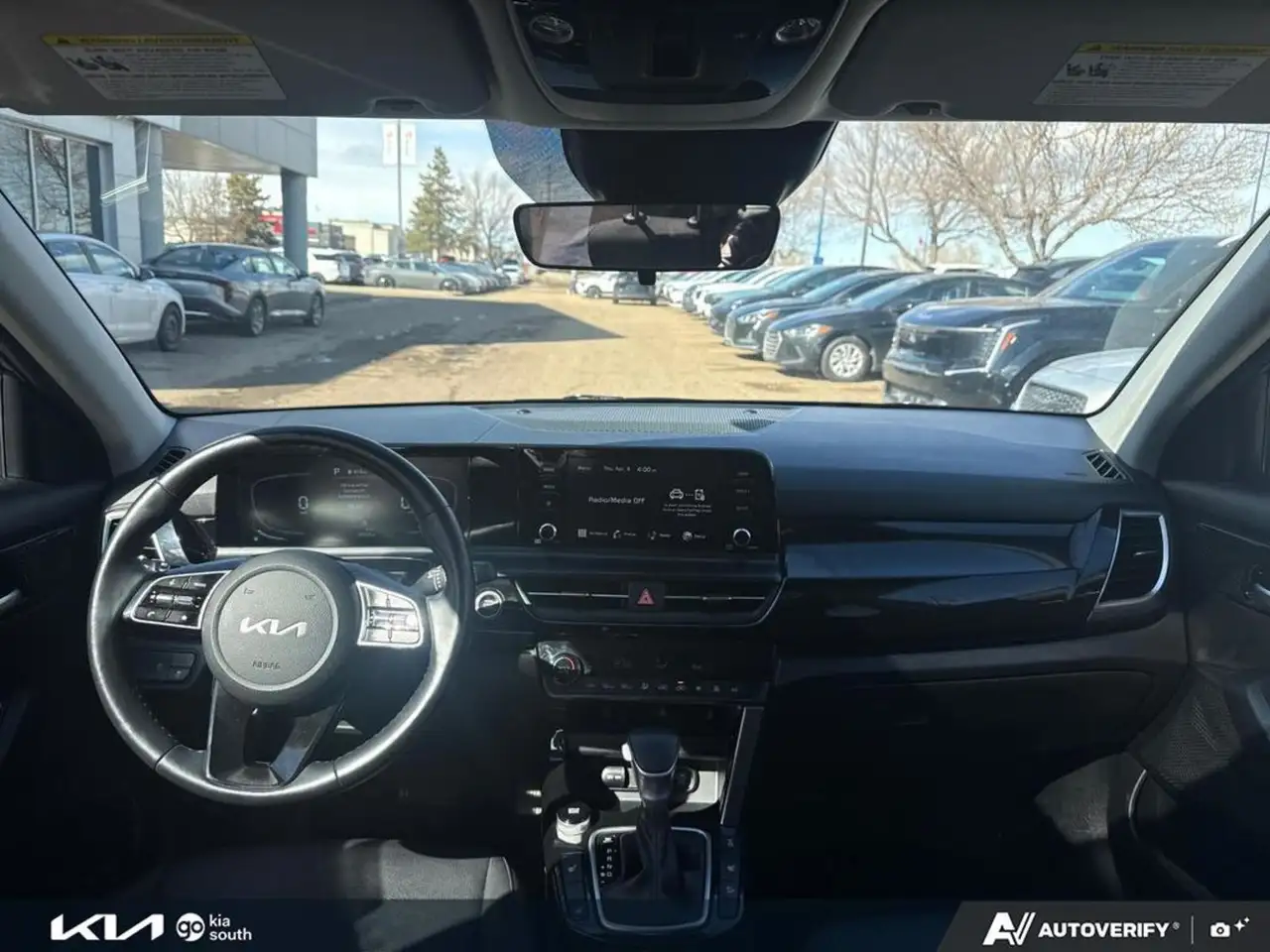 Kia Seltos снимка Kia Seltos