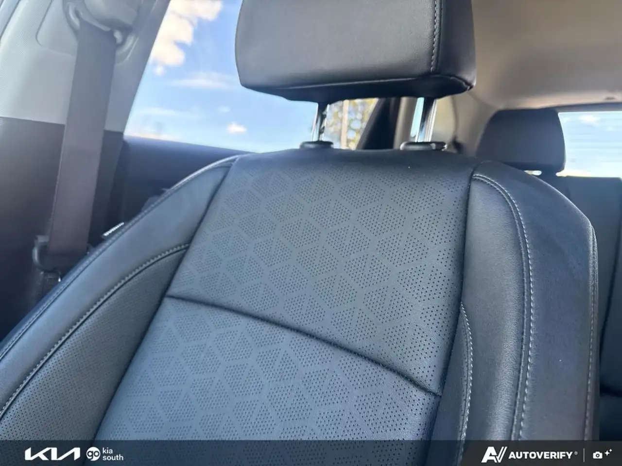Kia Seltos снимка Kia Seltos