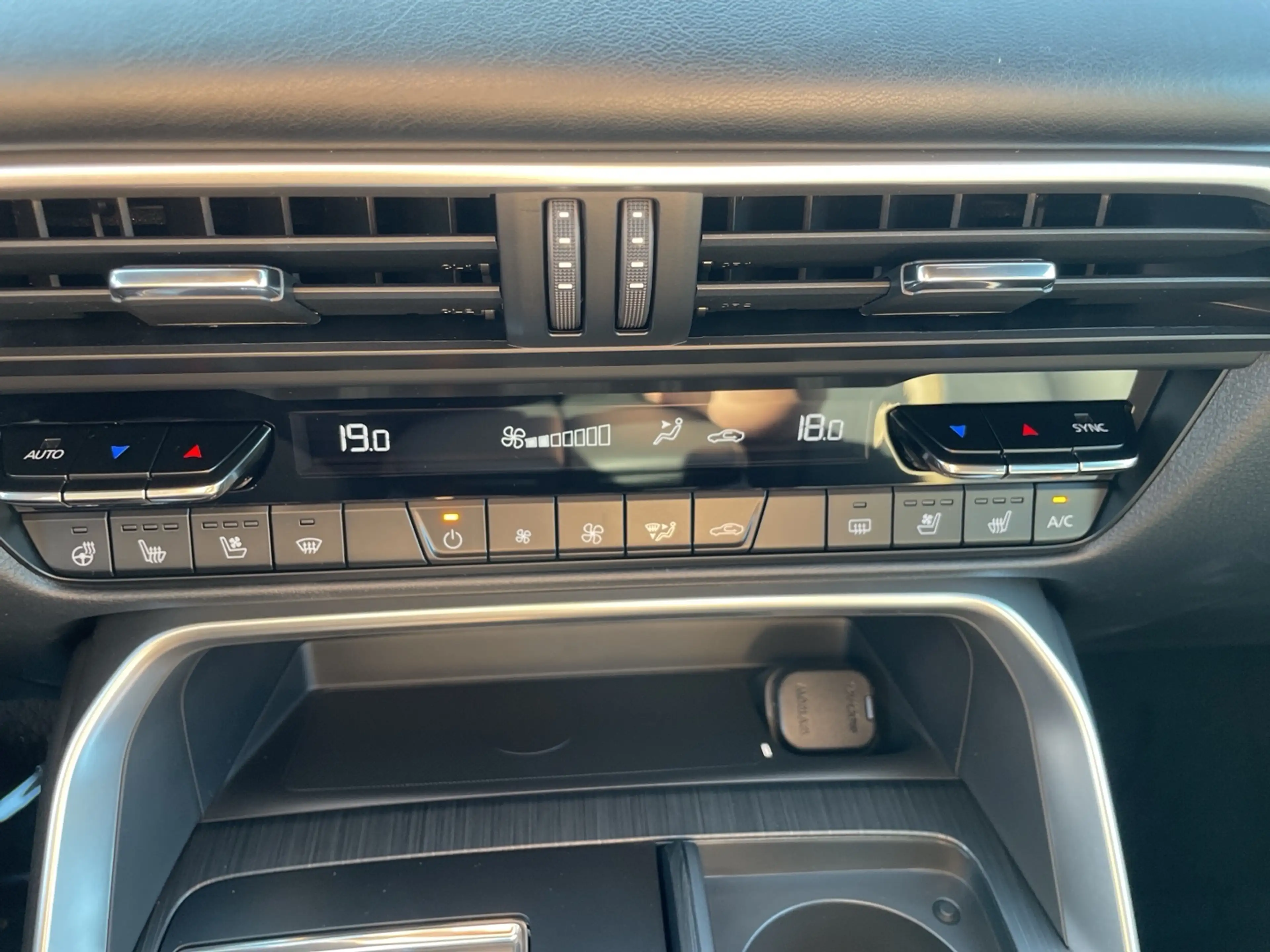 Mazda CX-60 3.3L e-SKYACTIV-D 254ps AWD Homura COSO BLOP — photo 14