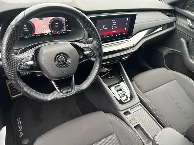 Skoda Octavia view 10