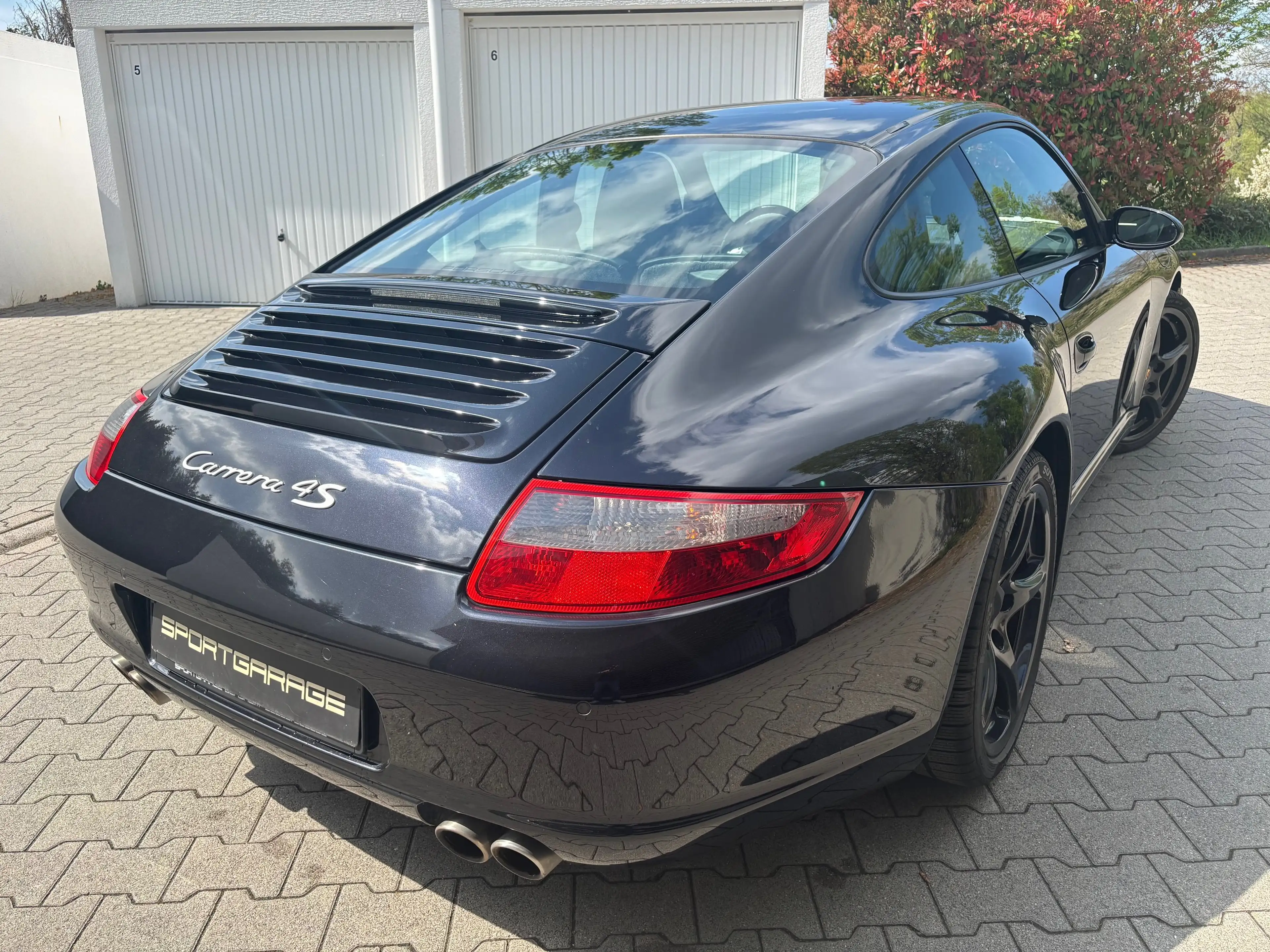 Porsche 997 Carrera 4 S Coupe — photo 4