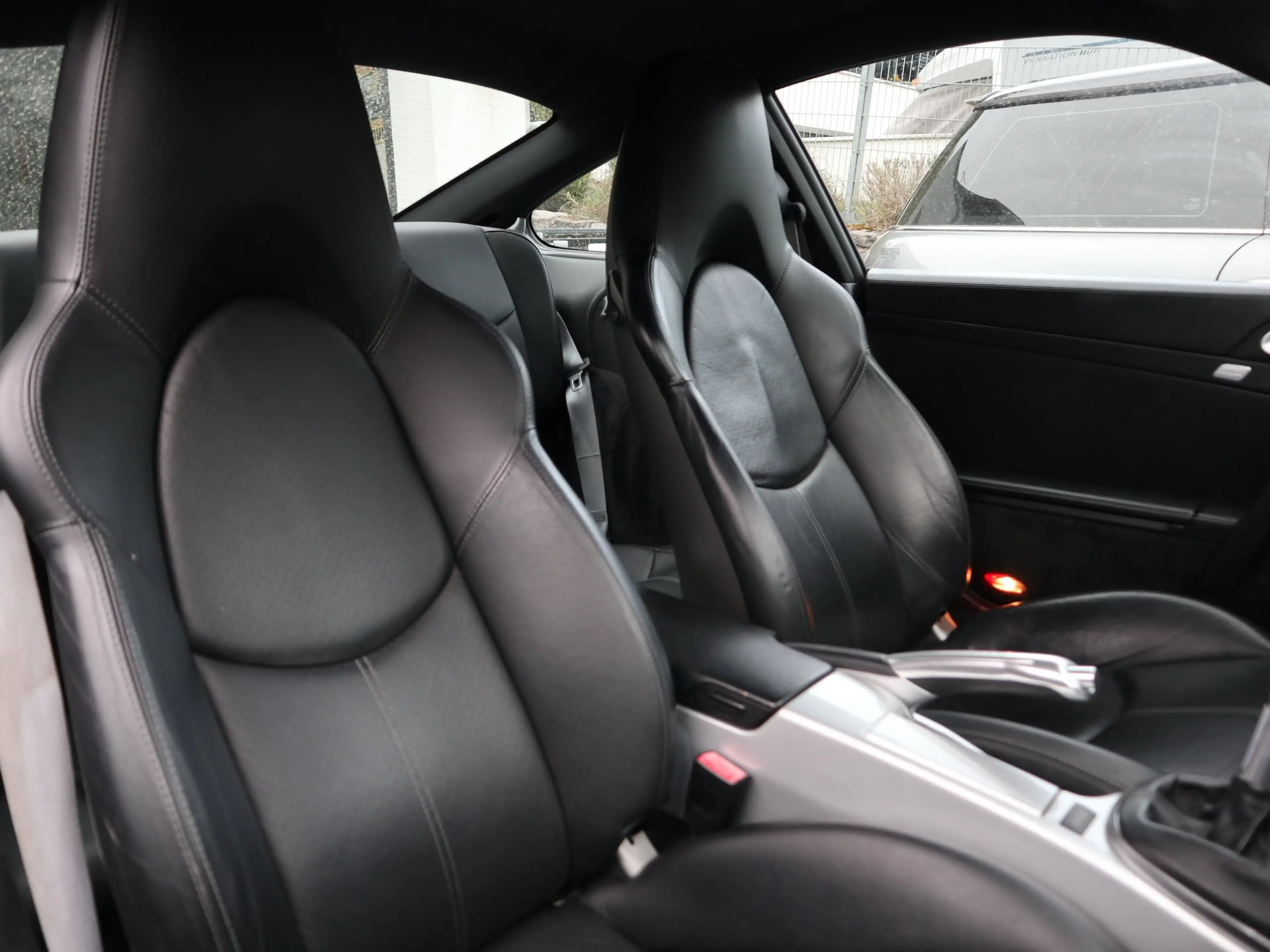Porsche 997 Carrera 4 S Coupe — photo 9