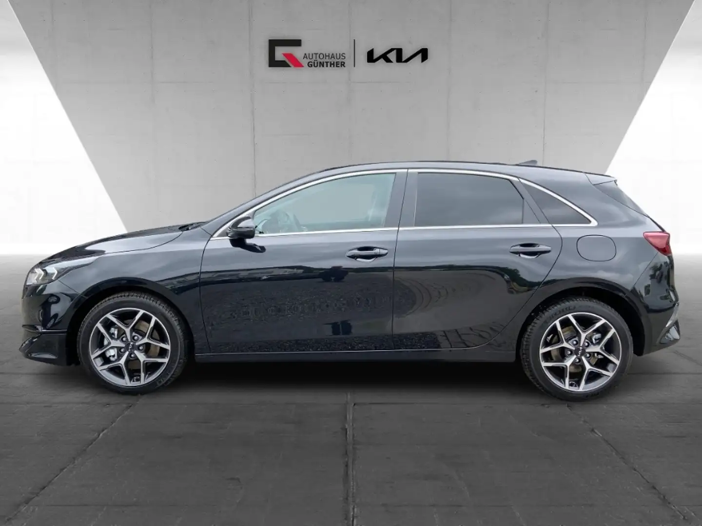 Kia Ceed / cee'd Ultimate Edition 1.5T 48V DCT Style Schwarz - 2