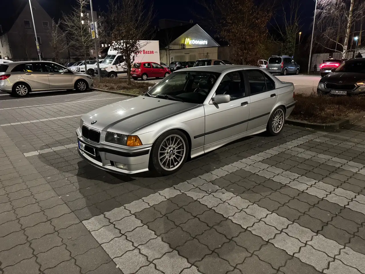 BMW 325