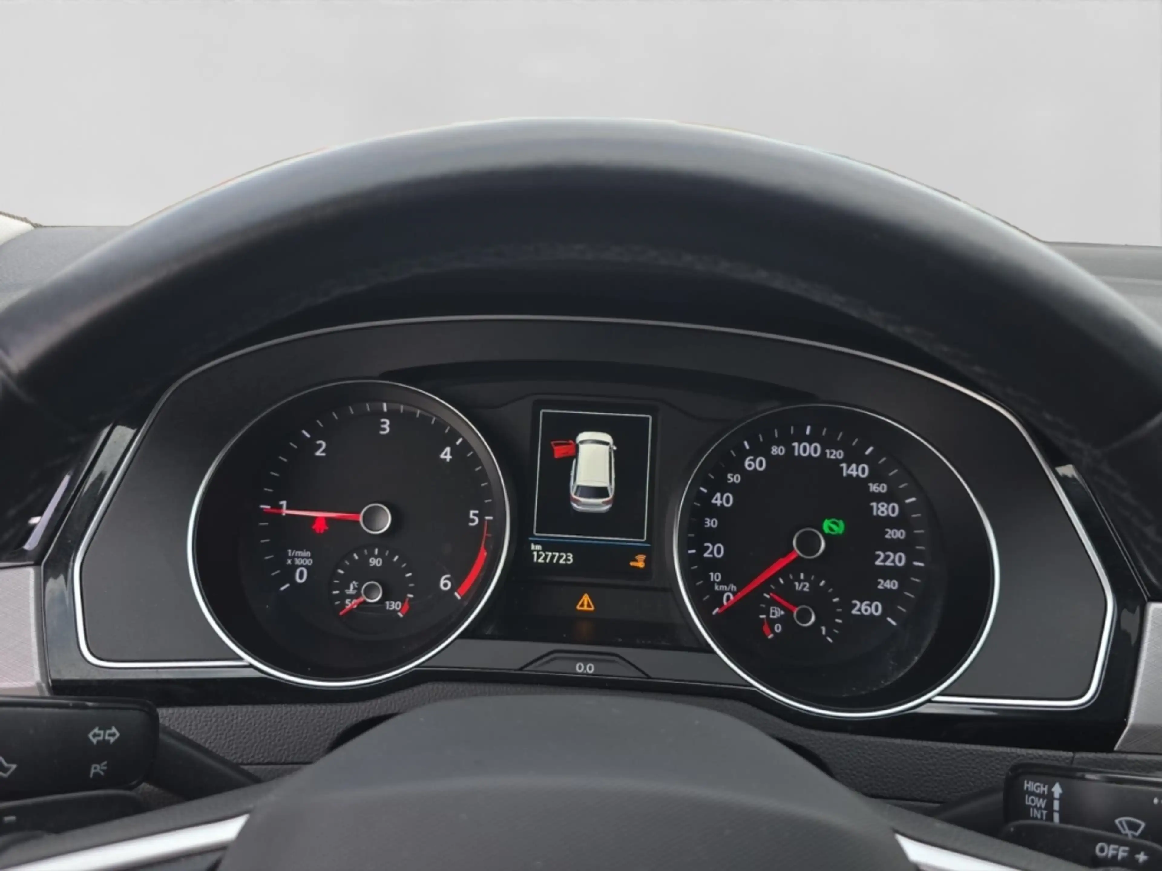 Volkswagen Passat Variant 2.0 TDI Business Alu LED Kamera Navi ACC Sitzh. — photo 10