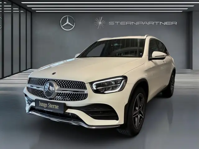 Mercedes-Benz GLC 300 4M AMG+MBUX+KAMERA+360°+AHK+NAVI+AUT+SHZ