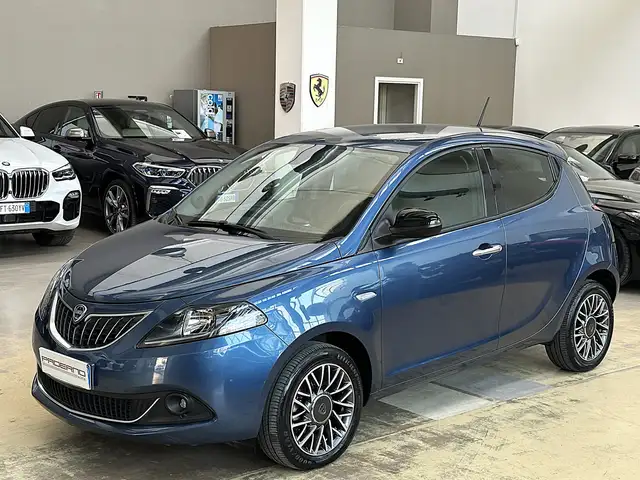 Lancia Ypsilon 1.0 firefly hybrid Gold Plus - Camera - Carplay
