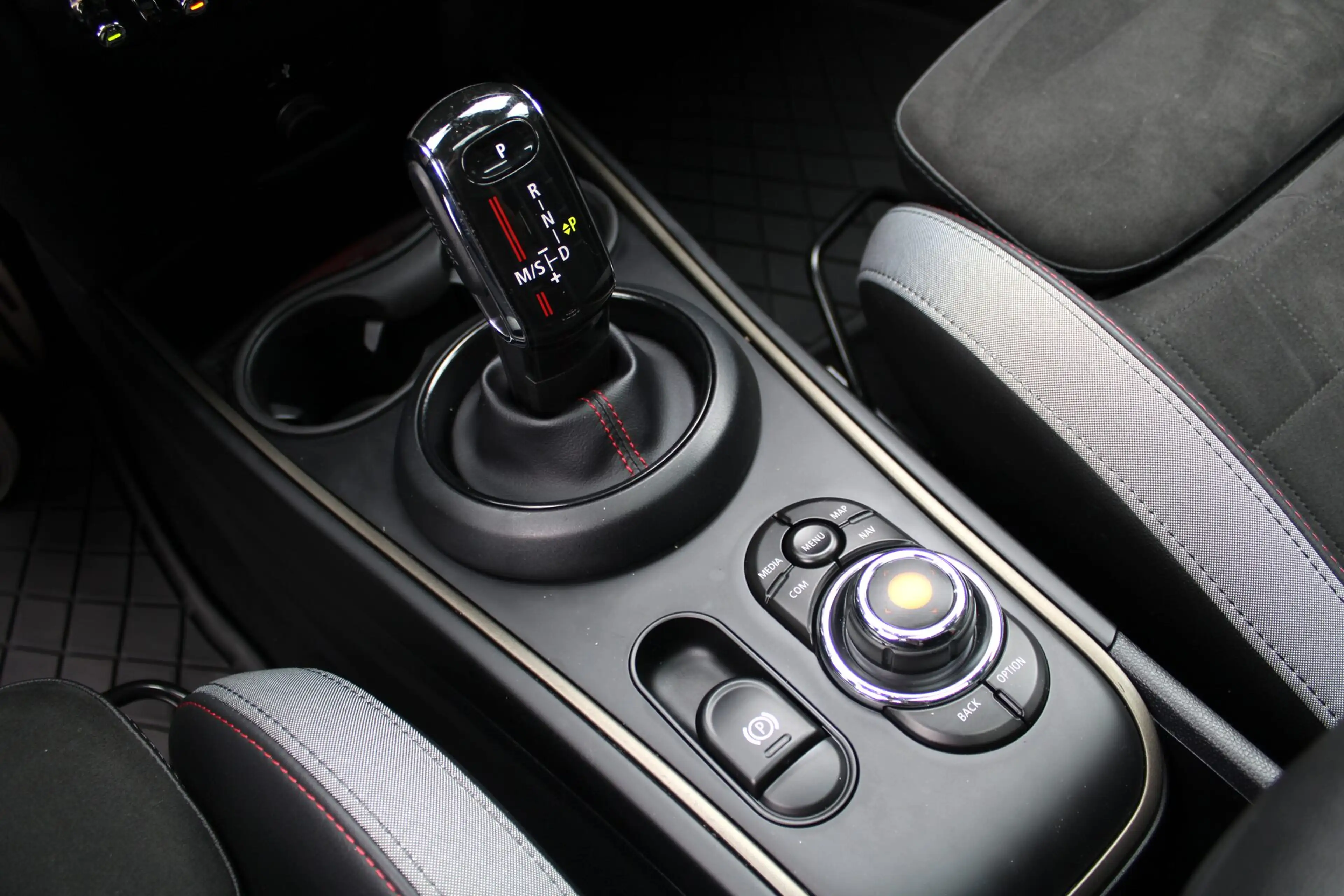 MINI John Cooper Works Countryman 2.0 ALL4 Keyless/Panorama/JCW/Stoelverwarming/Spor — photo 14