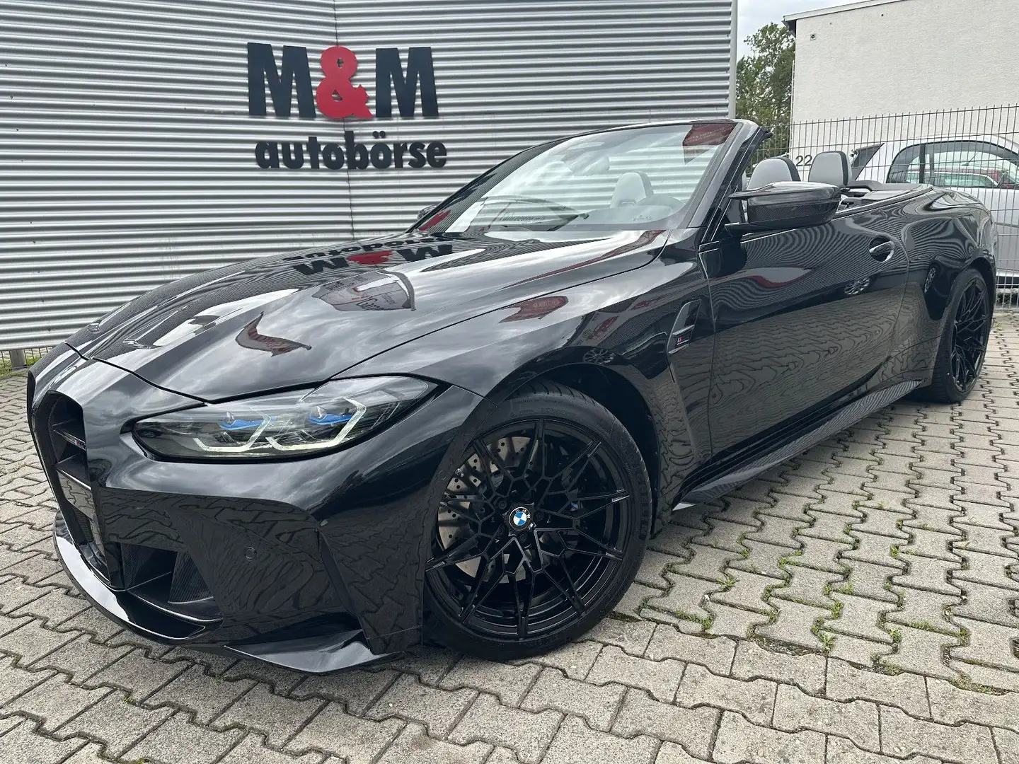 BMW M4 Cabrio xDrive Competition Carbon/HarmanKardon Schwarz - 1