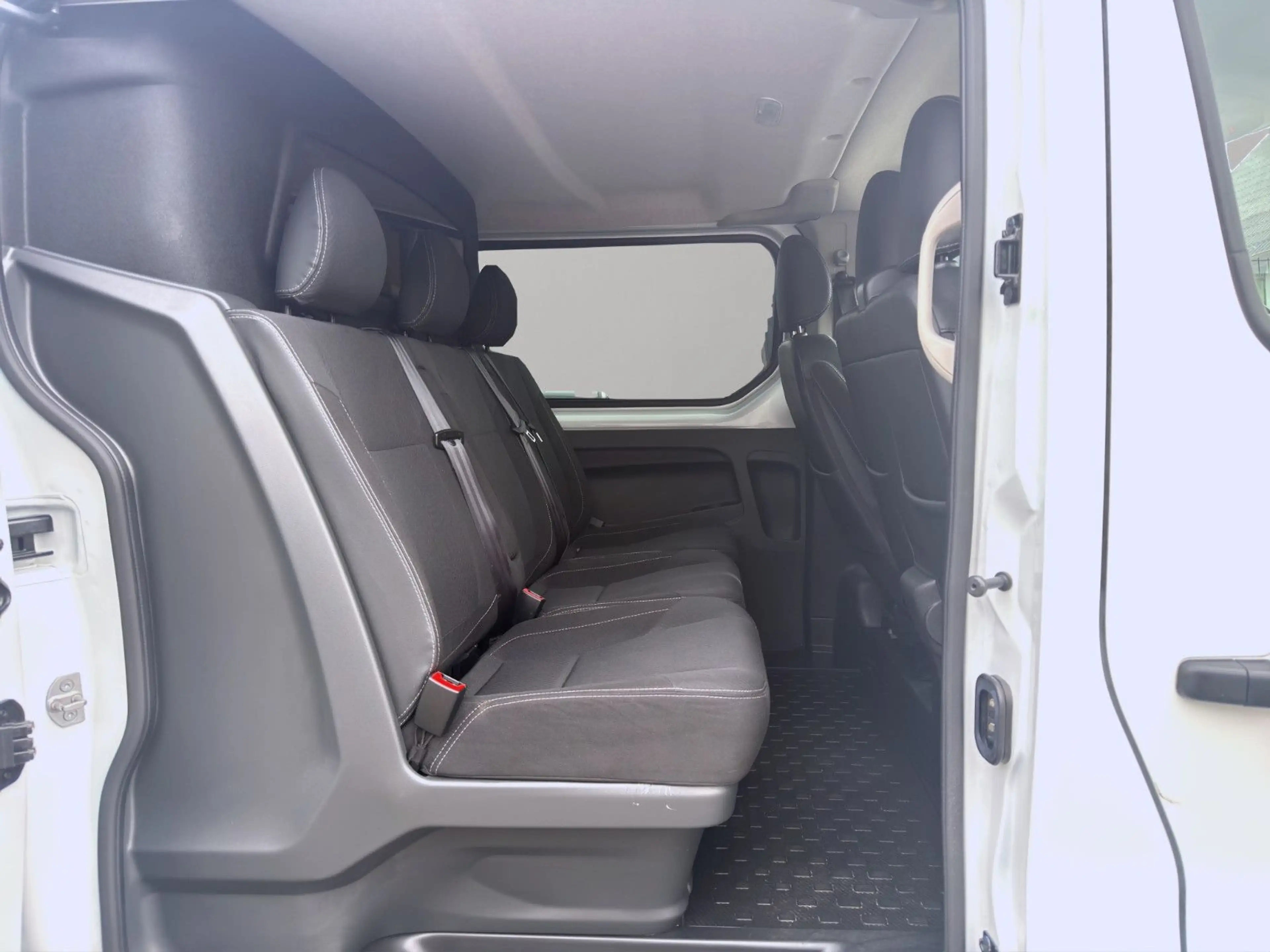 Renault Trafic 120 dCi DOKA MIXTO 6 SITZER L2H1 NAV AHK — photo 12