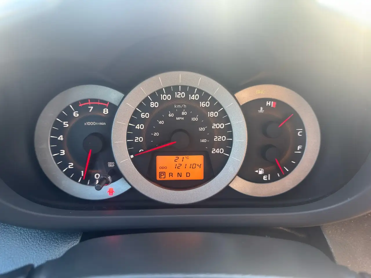 Toyota RAV 4 снимка Toyota RAV 4