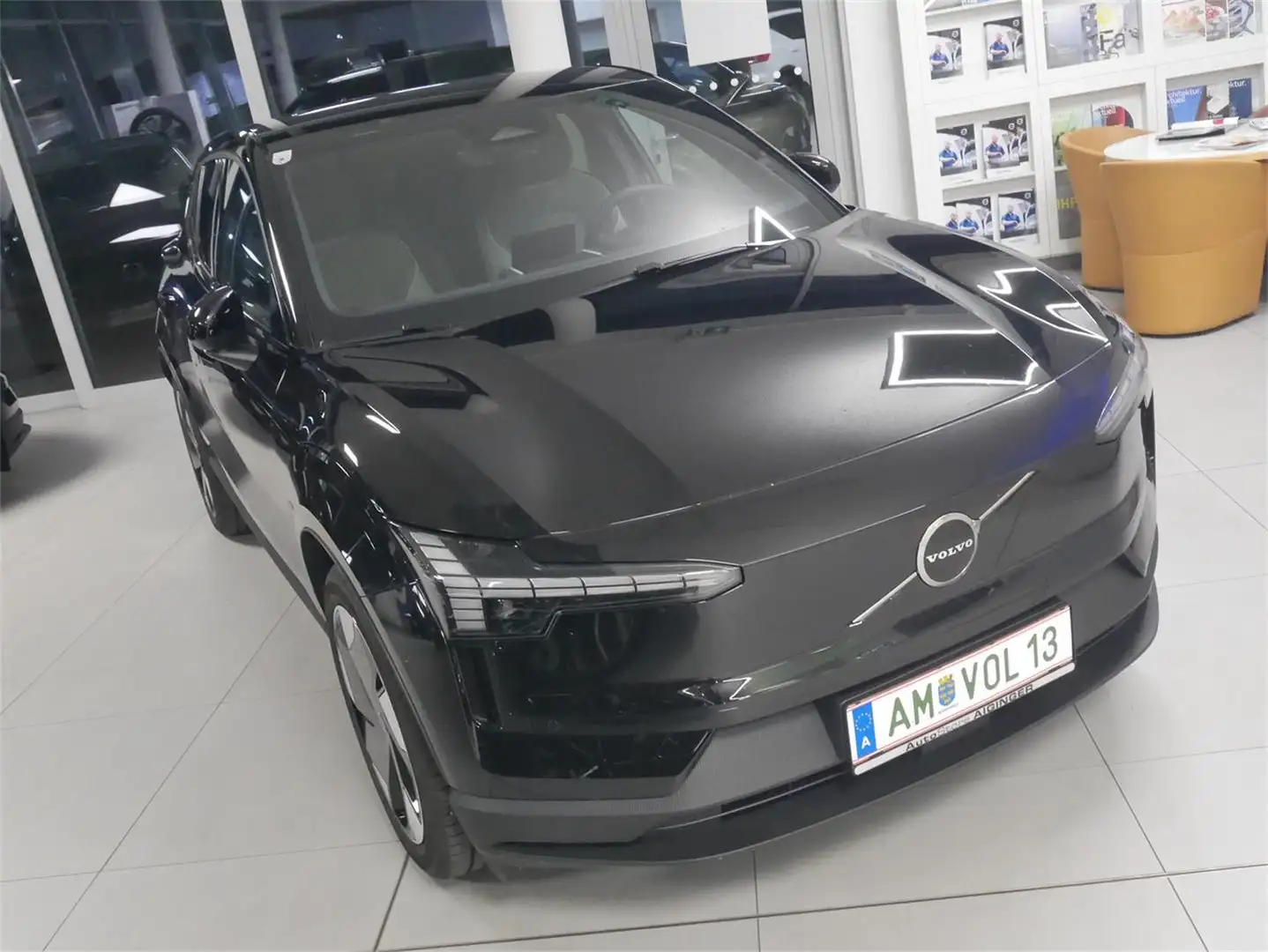 Volvo EX30 Twin Performance Plus Noir - 2