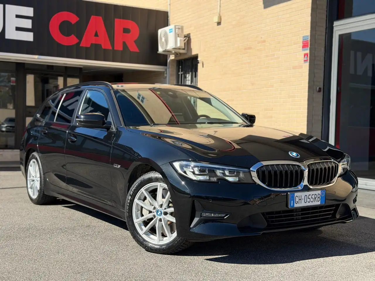BMW 330 e Touring Business Advantage (NESSUN VINCOLO) — photo 1 of 15