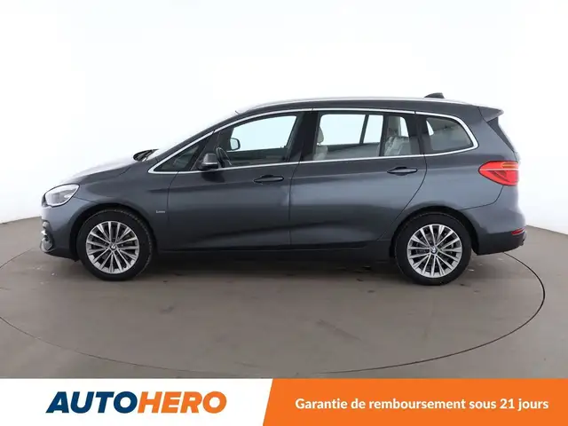 BMW 2 Series view 3