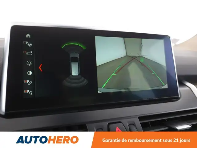 BMW 2 Series view 24