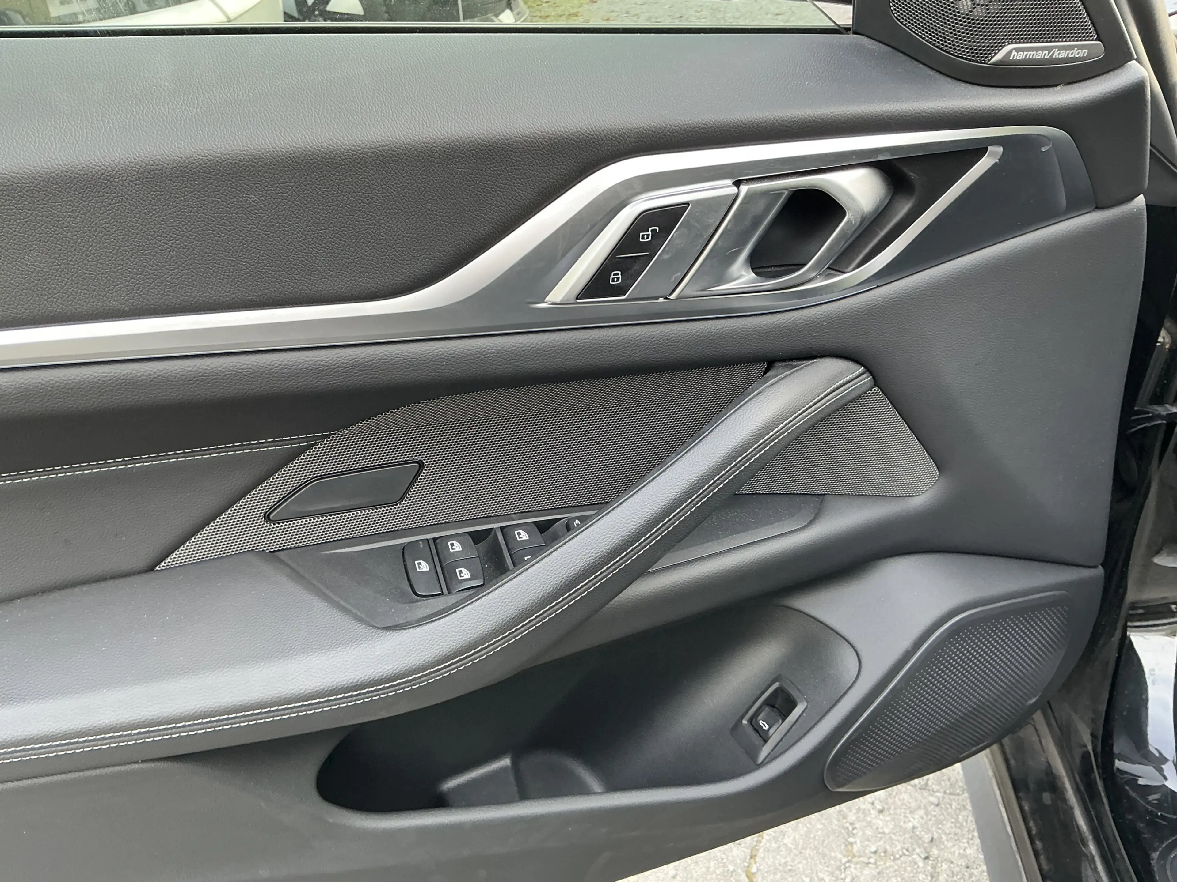 BMW i4 35 M-Sport Pro Leder R.Cam Ambiente Laser ACC — photo 7