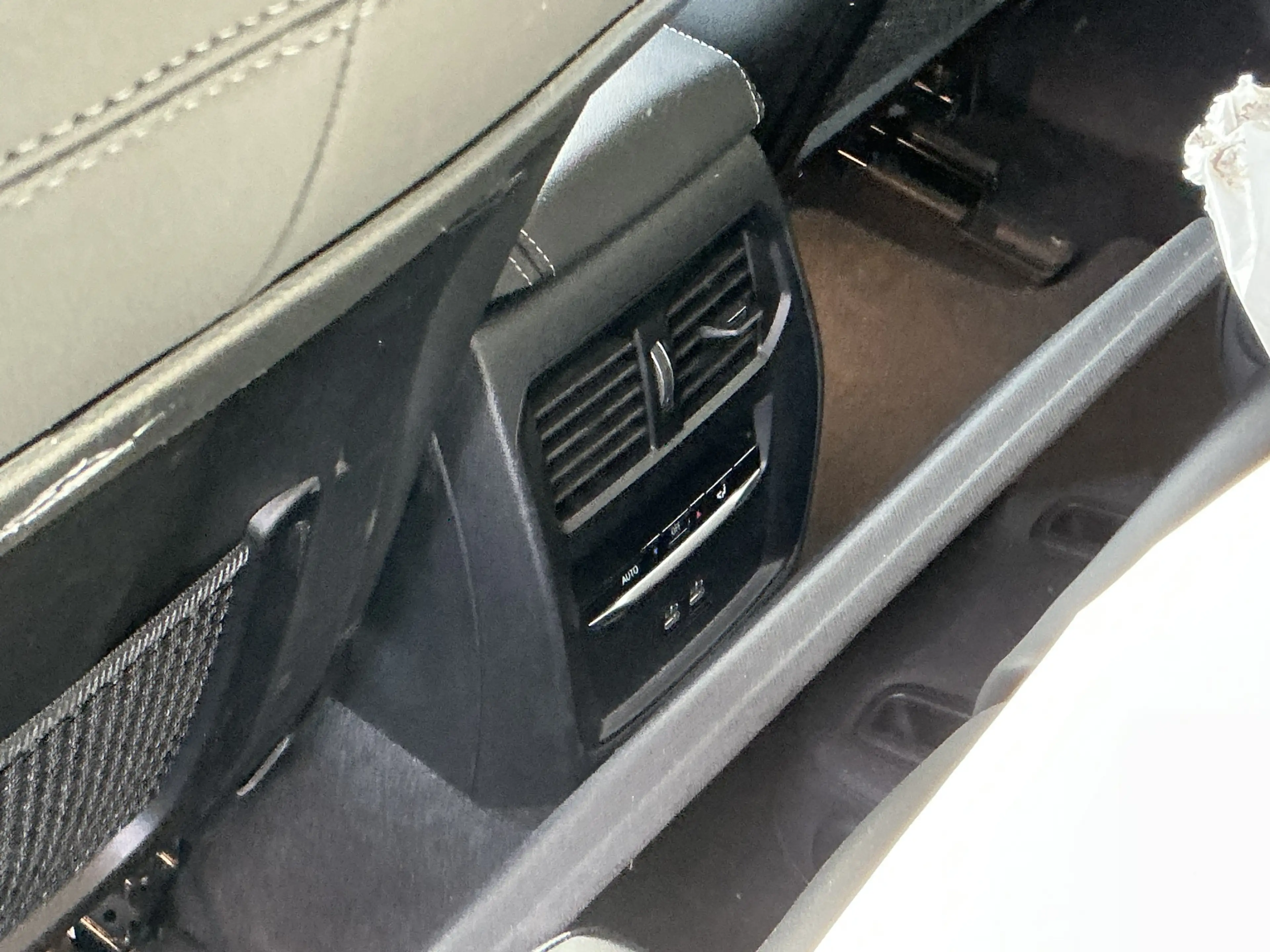 BMW i4 35 M-Sport Pro Leder R.Cam Ambiente Laser ACC — photo 5