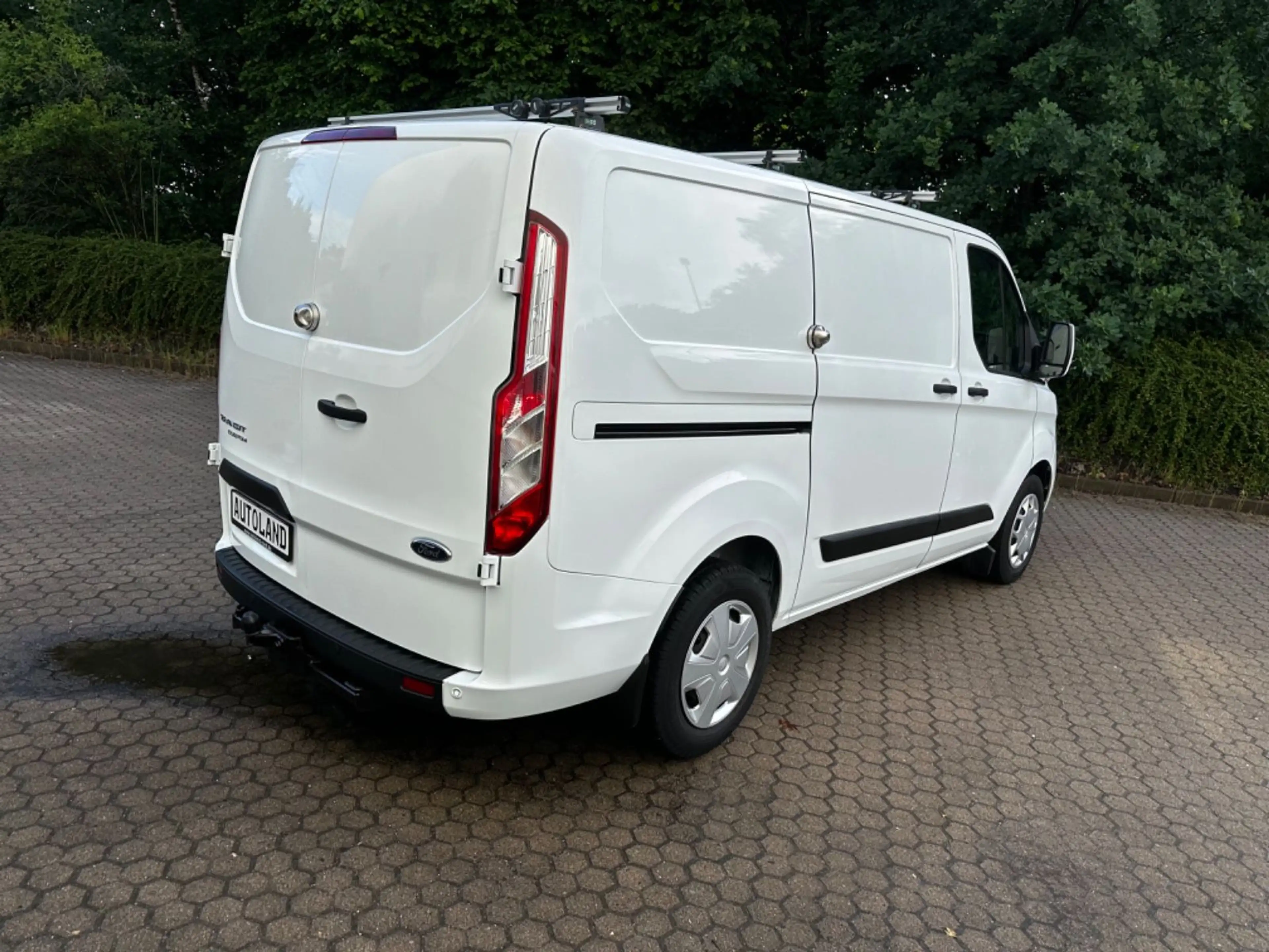 Ford Transit Custom 2.0TDCi Kasten 320 L1 *AHK*130PS* — photo 3