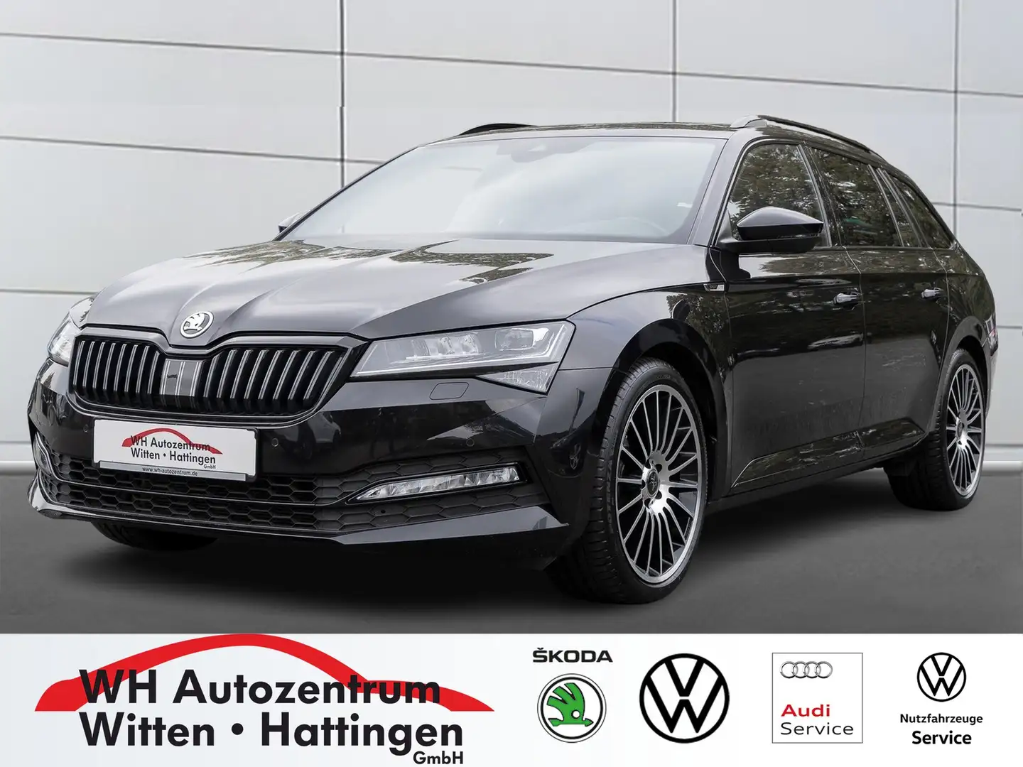 Skoda Superb Combi 2,0 TSI DSG Sportline Panorama, AHK, Navi... Noir - 1