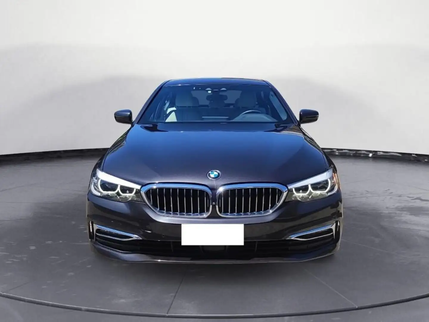 BMW 520 d mhev 48V Luxury auto Grigio - 2