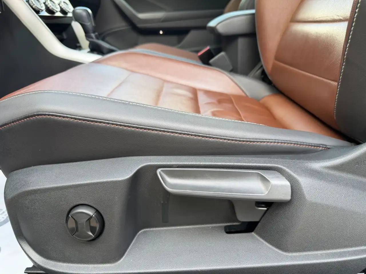 Volkswagen T-Roc Cabriolet Style 2.Hand Leder Standheizung, миниатюра 14
