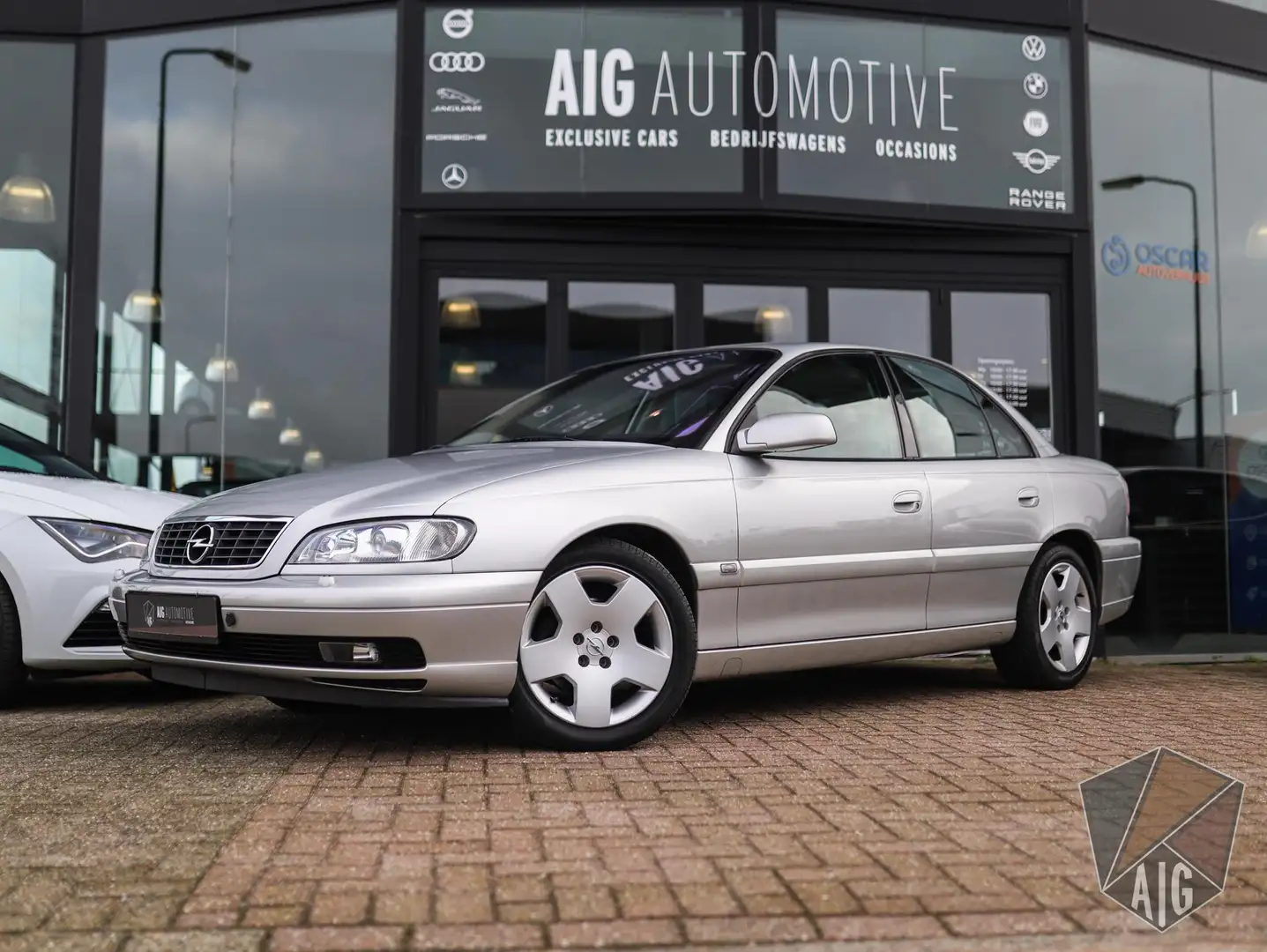 Opel Omega 3.2i V6 Executive | Unieke staat! | Youngtimer | L Grey - 1