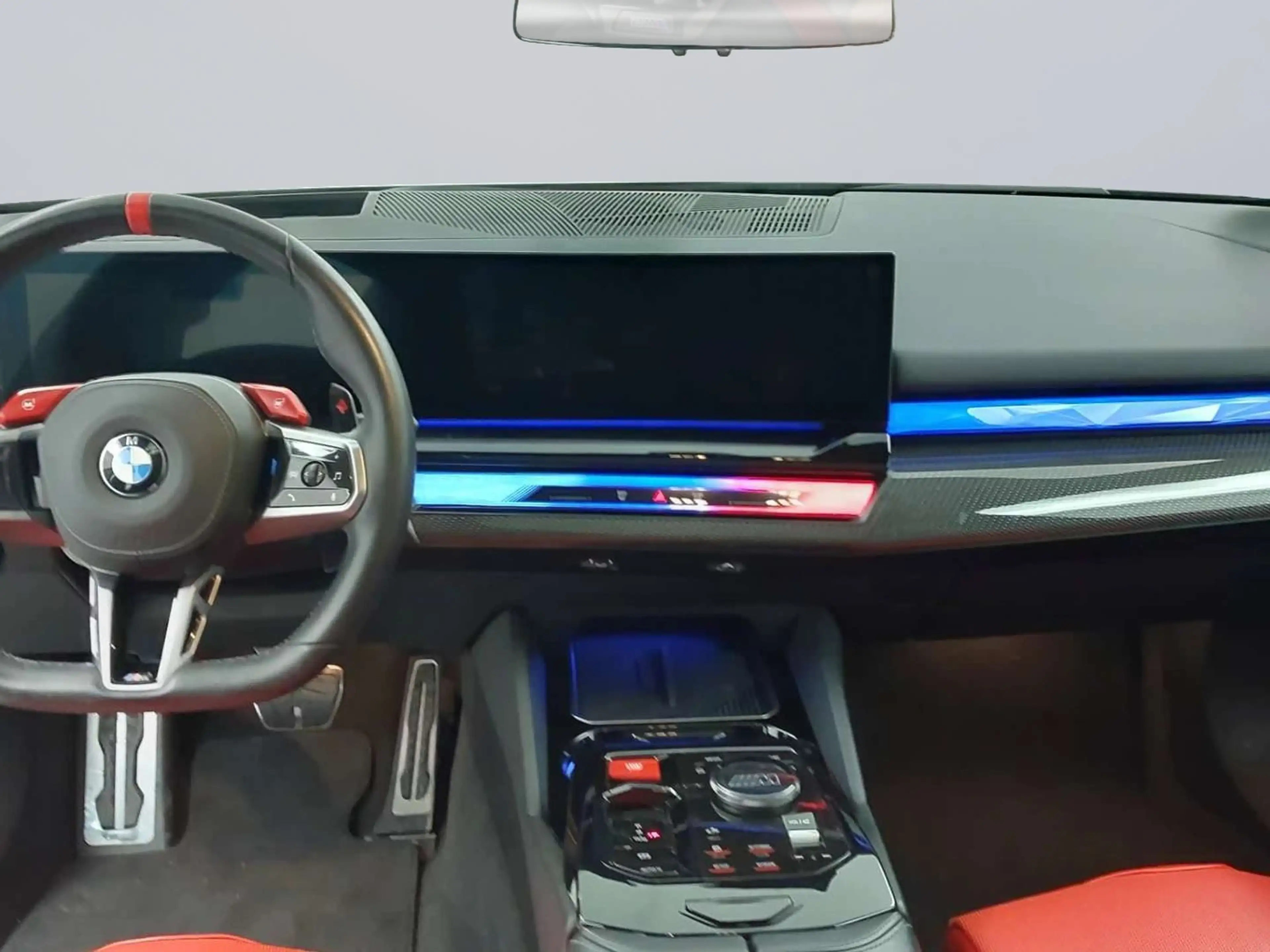 BMW M5 Touring — photo 6