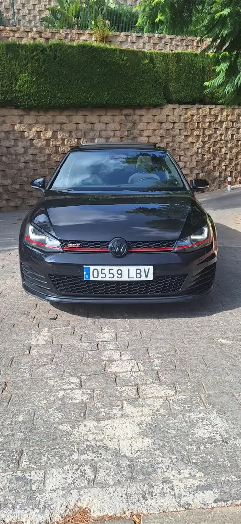 Volkswagen Golf GTI 2.0 TSI DSG 220 - 2