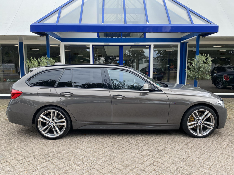BMW 340 3-serie Touring 340i xDrive Edition Sport Line Sha — photo 10