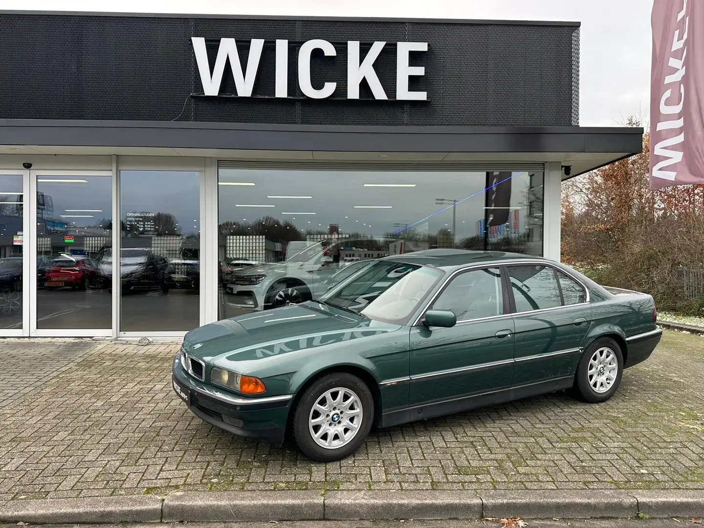 BMW 728 7-serie 728i Executive Automaat Dakje Telefoon PDC Verde - 1