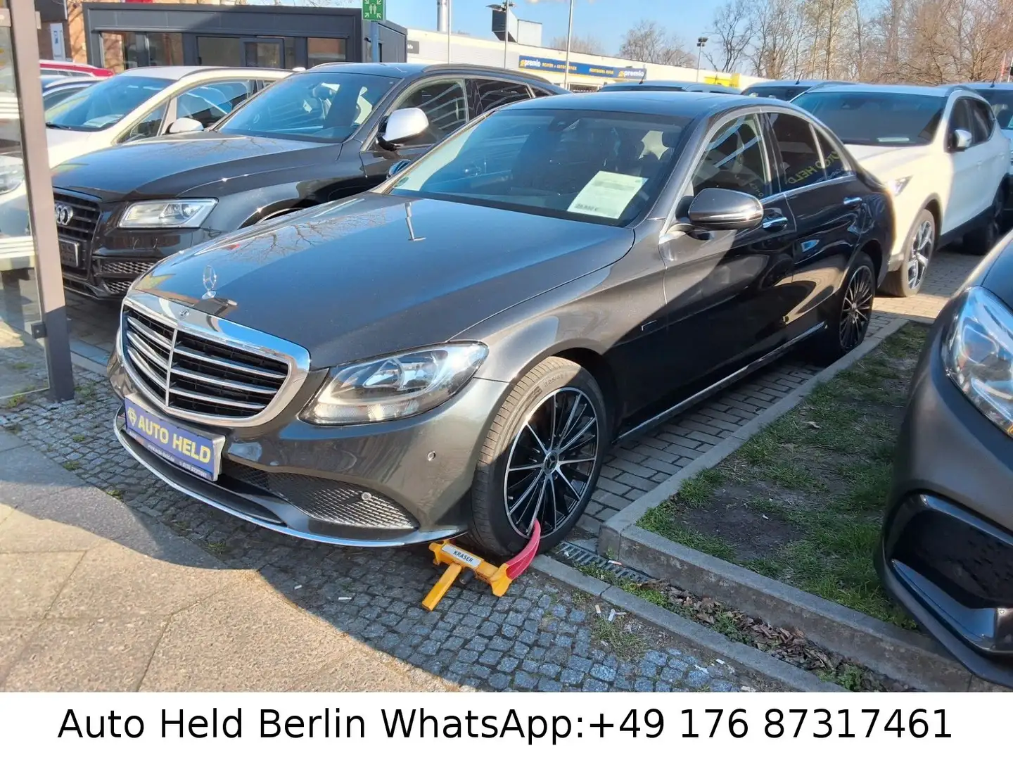 Mercedes-Benz C 300 C -Klasse Lim. C 300 e 4Matic Vert - 1