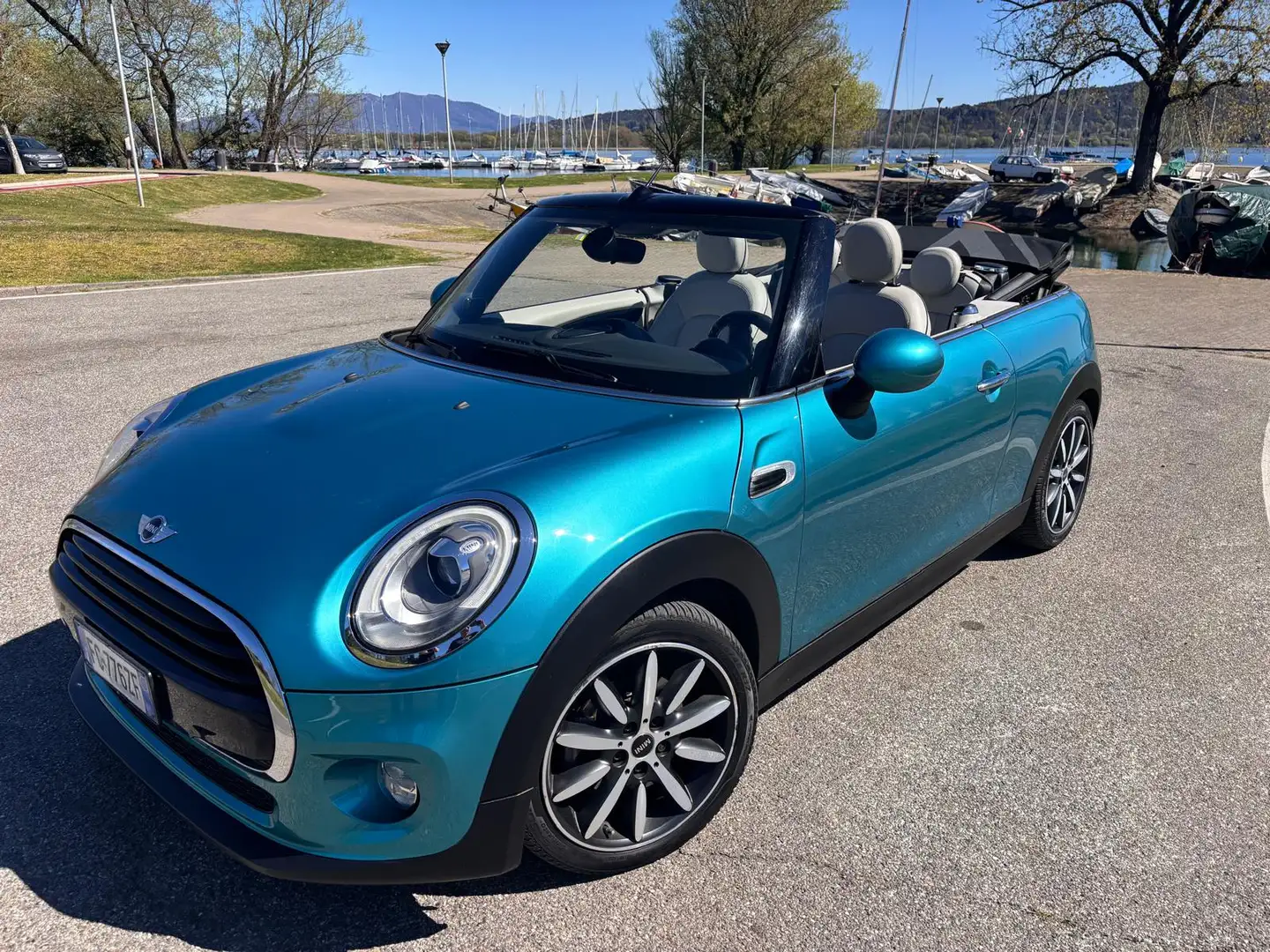 MINI Cooper D Cabrio Mini IV F57 2016 Cabrio 1.5 Hype auto Blau - 1