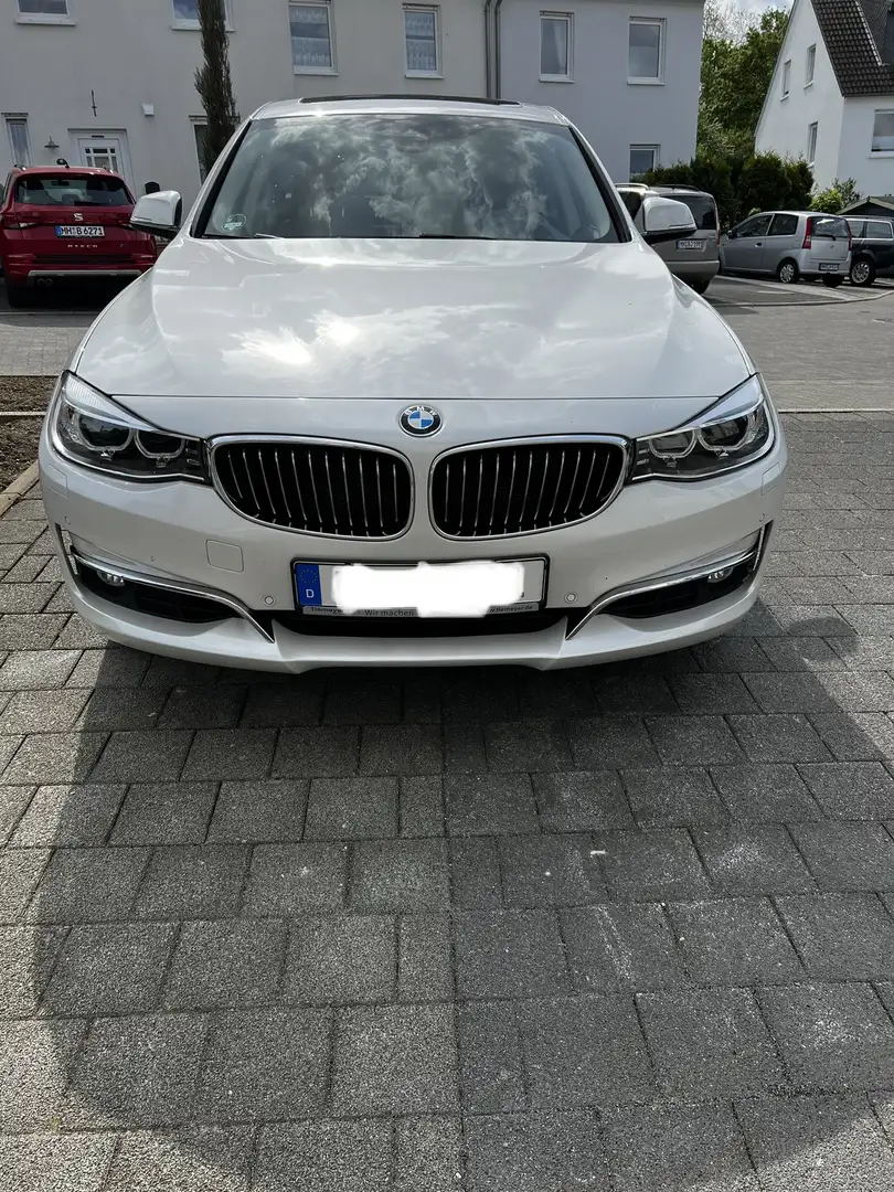 BMW 320 320i GT Aut. Luxury Line Weiß - 2
