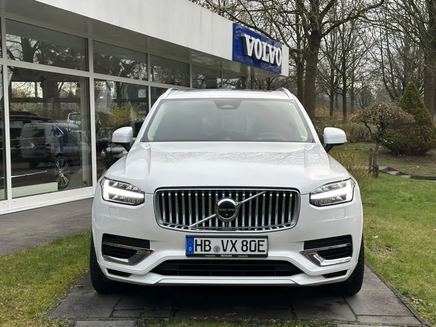 Volvo XC90 T8 AWD Plug-in Hybrid Ultra Bright Weiß - 2