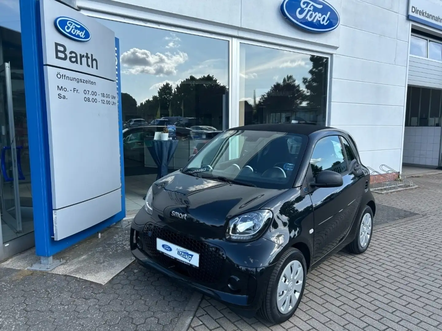 smart forTwo coupe / Matrix AUT Facelift KlimaA Schwarz - 2