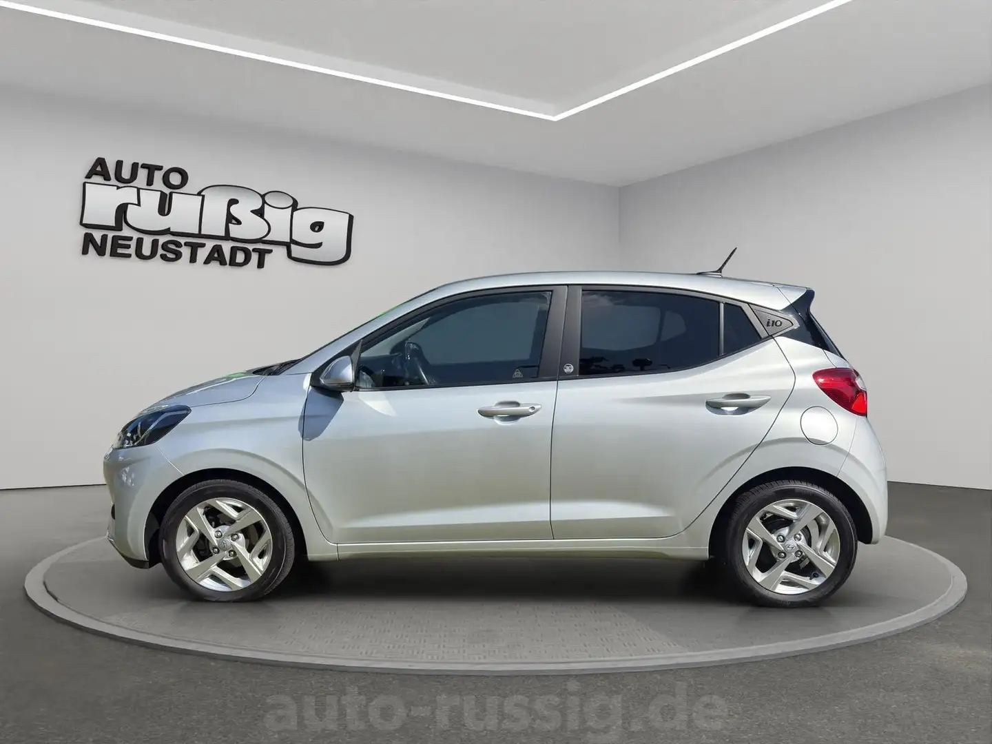 Hyundai i10 Edition 30 1.0 KAT,LED,DAB+,SHZ,Lenkradh. Silber - 2