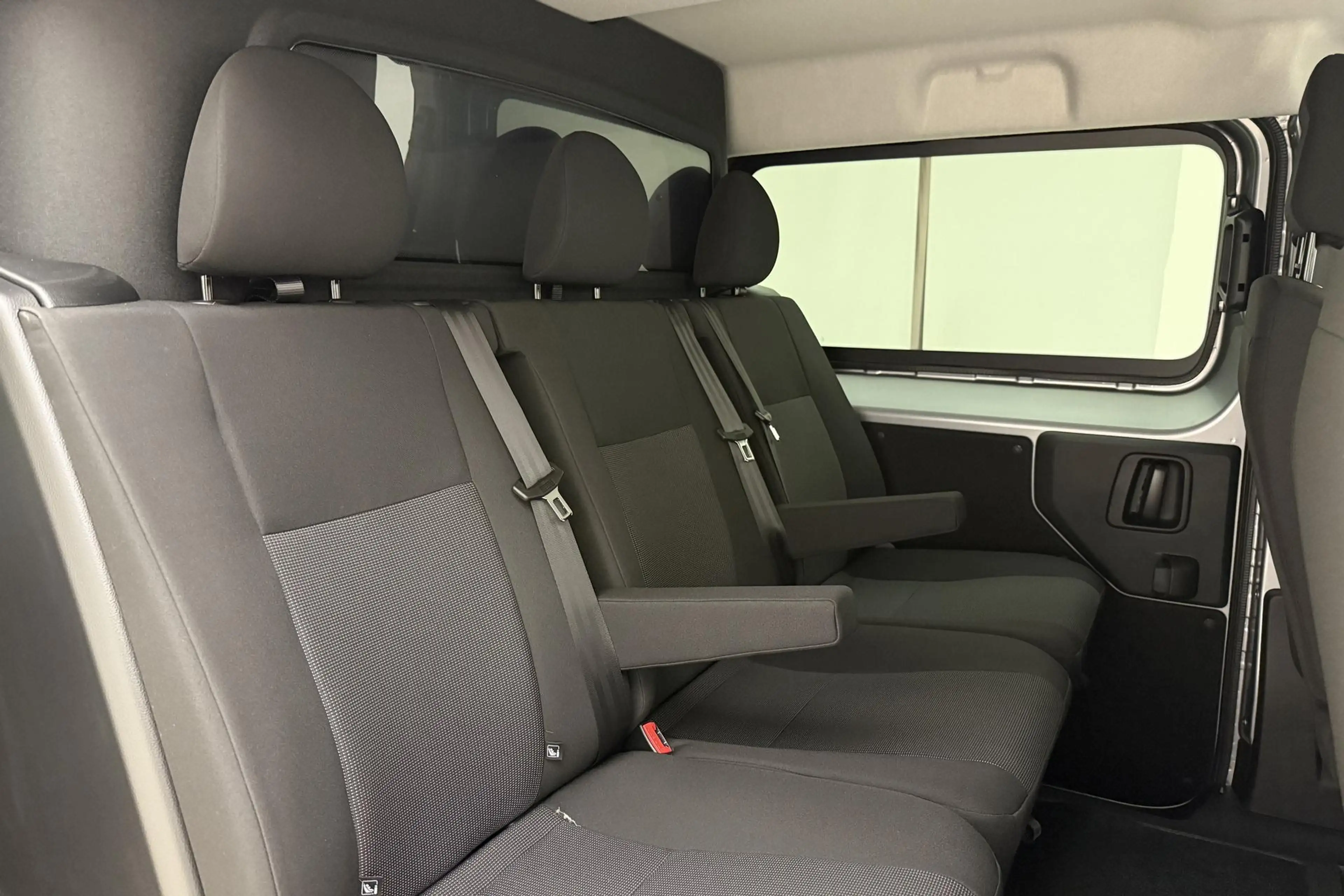 Opel Vivaro-e Electric L3 75 kWh DC | Schuifdeur links | Laadrui — photo 12