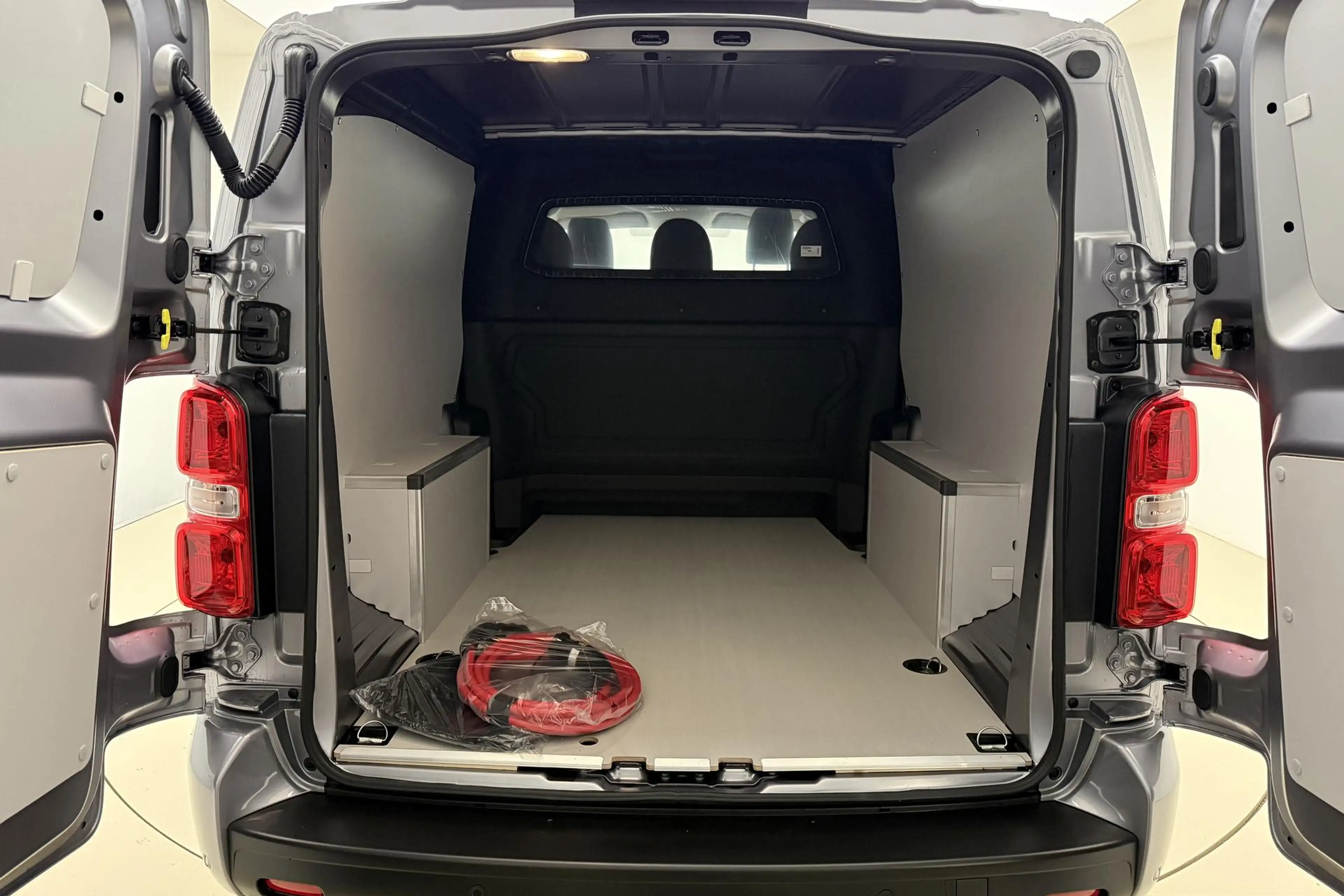Opel Vivaro-e Electric L3 75 kWh DC | Schuifdeur links | Laadrui — photo 11