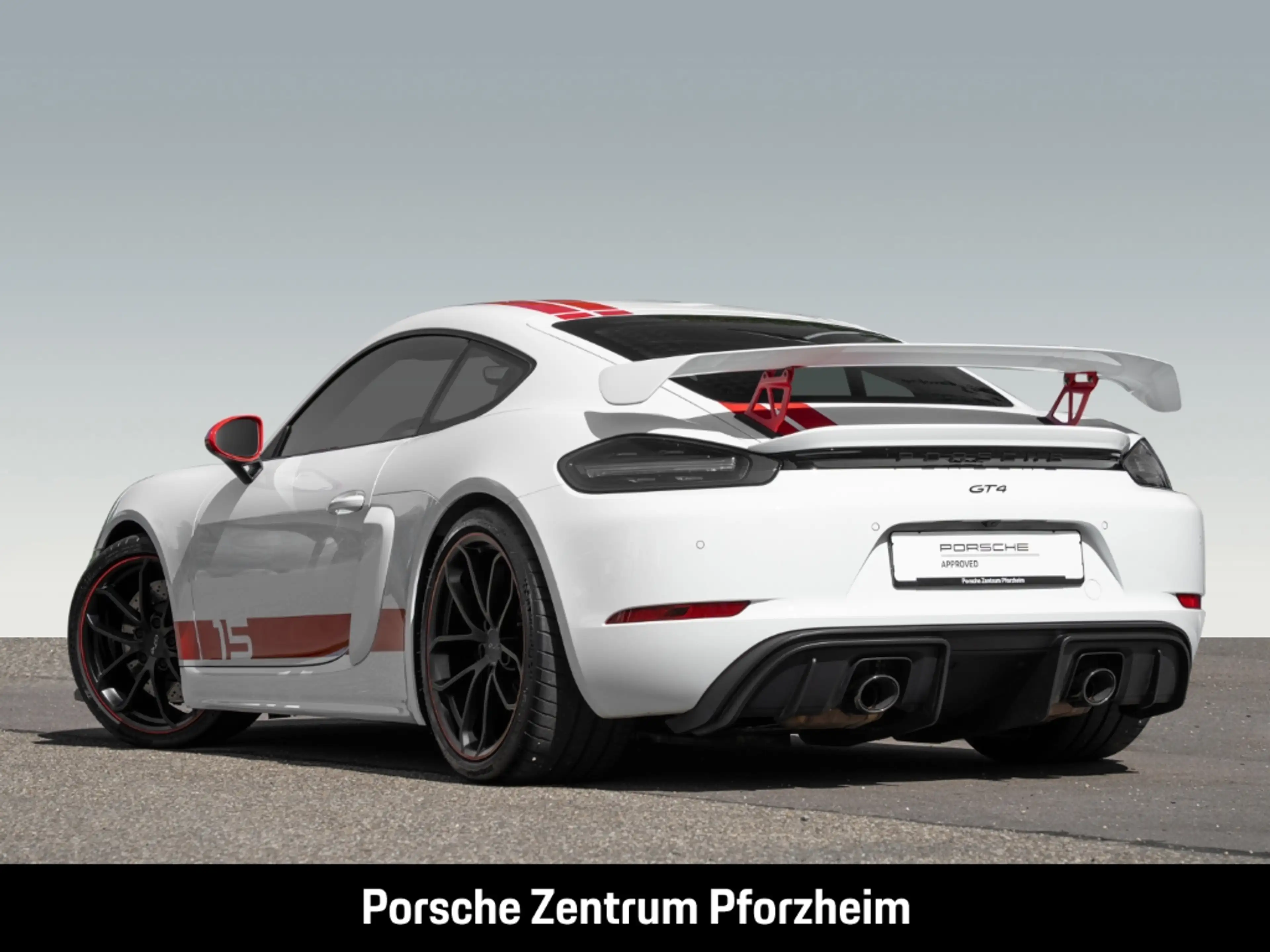 Porsche Cayman 718 GT4 — photo 3