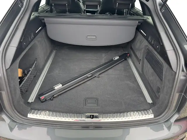Audi S6 view 14