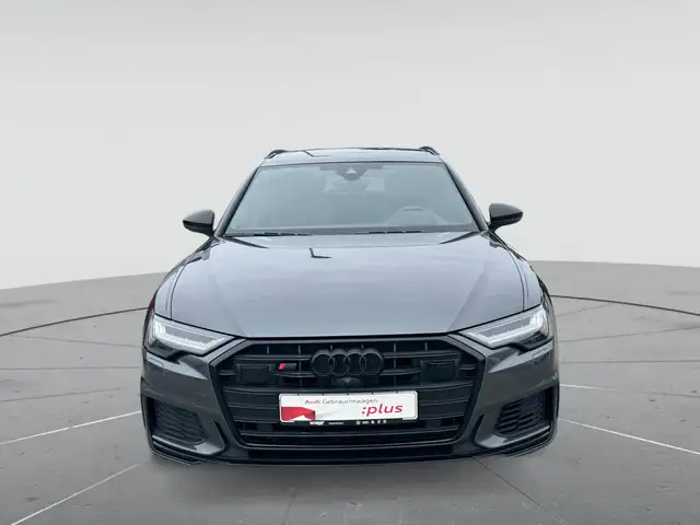 Audi S6 view 2
