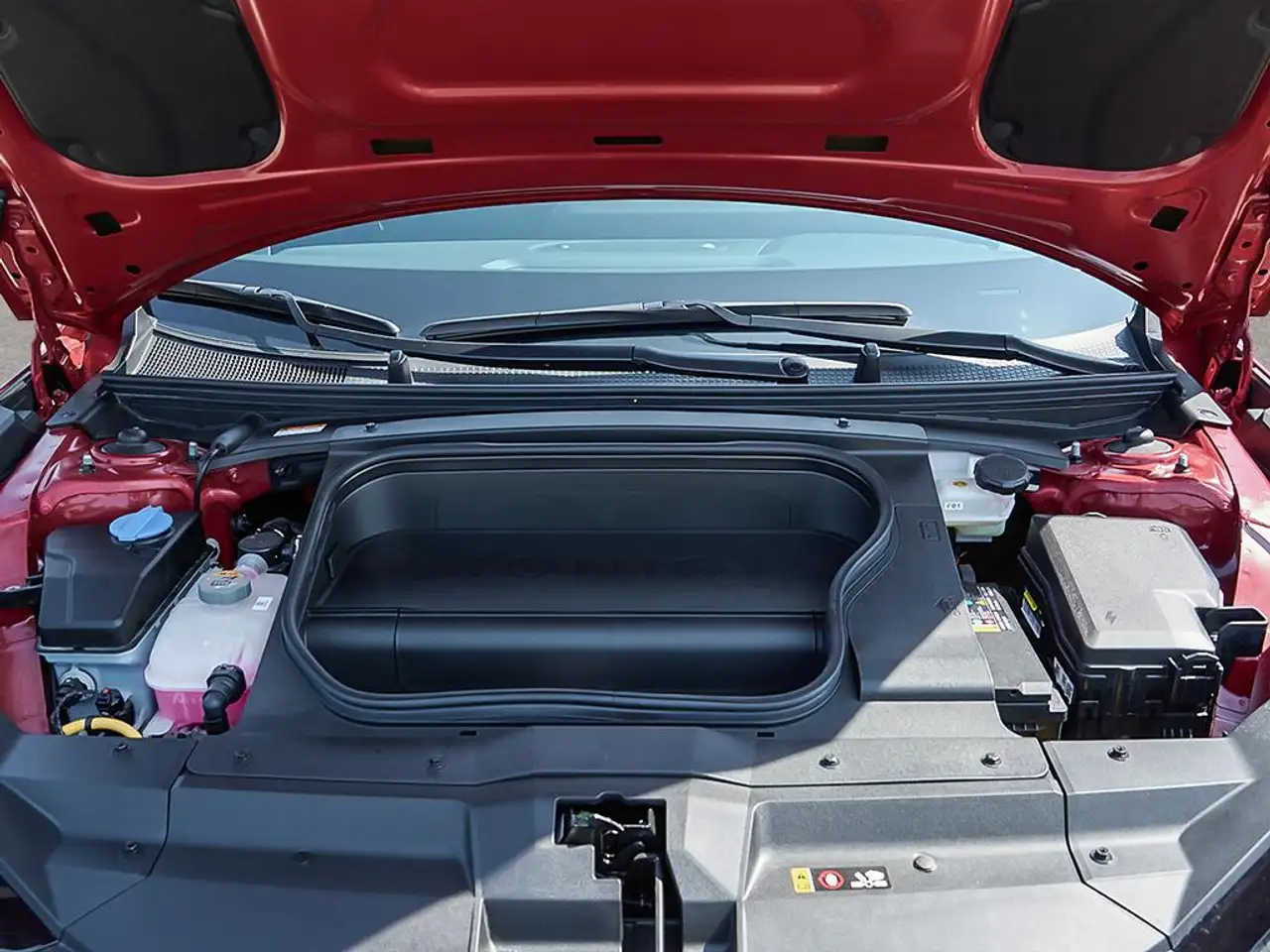 Hyundai IONIQ 6 снимка Hyundai IONIQ 6