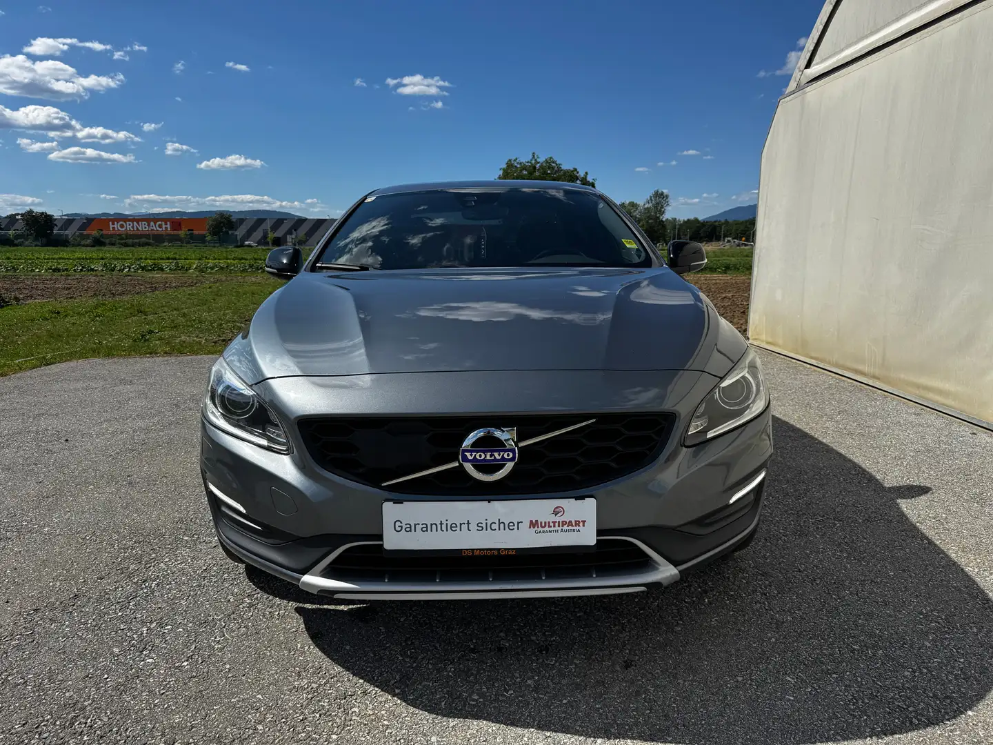 Volvo S60 Cross Country D4 AWD Summum Geartronic *2. Hand; POLESTAR uvm.* Grau - 2