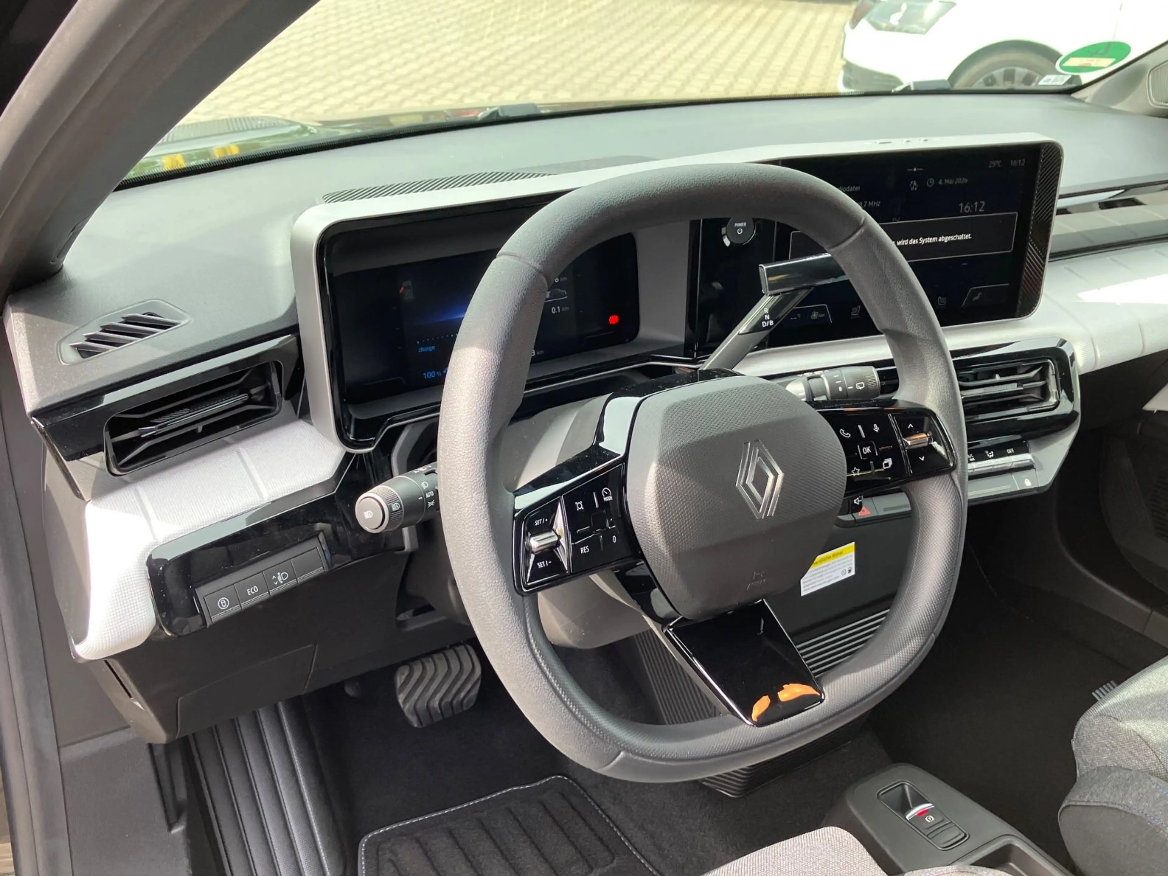 Renault R 5 E-Tech Evolution 150 Comfort Range — photo 11