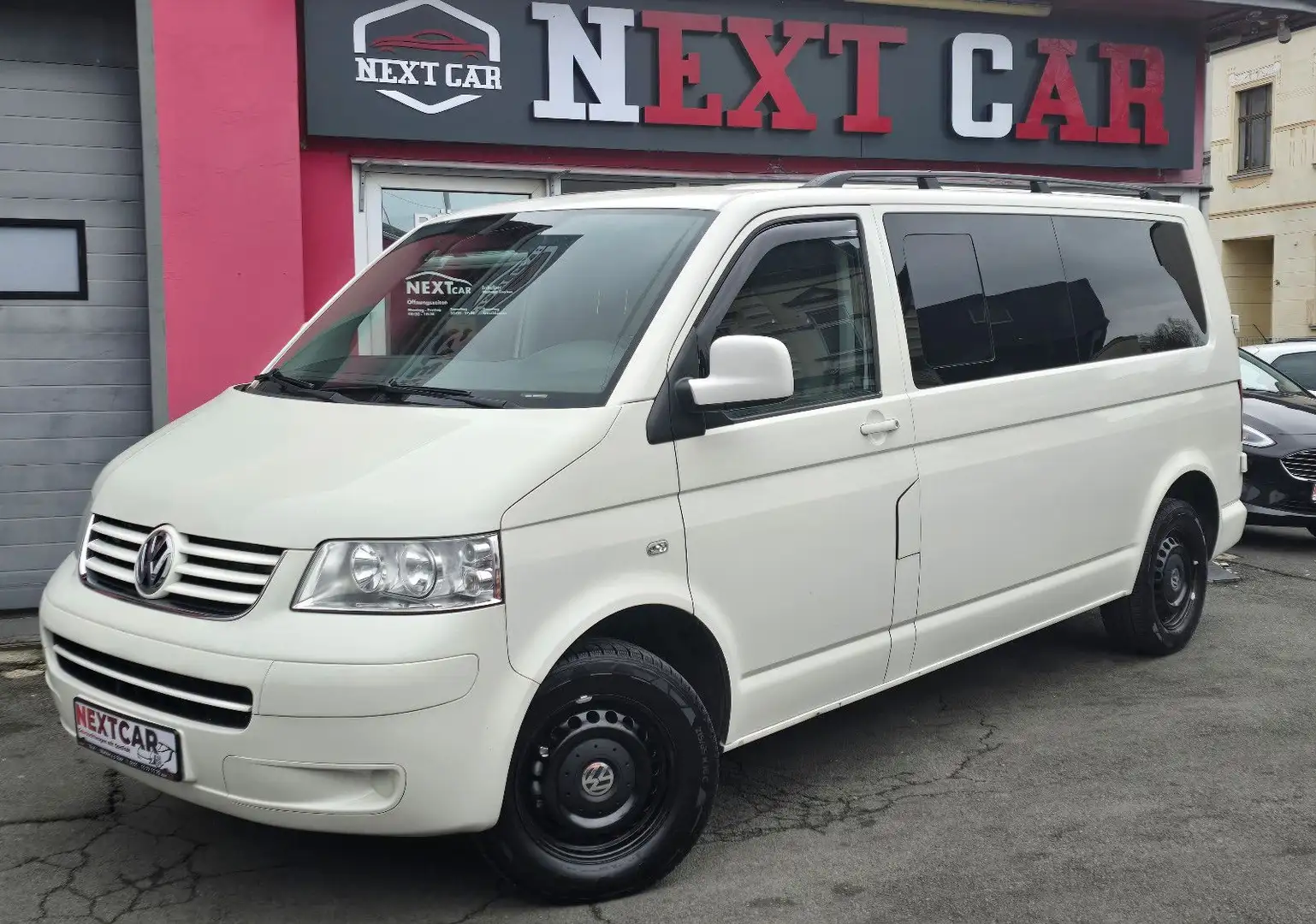 Volkswagen T5 Caravelle |2.0|Camping|MoonBox|AHK|8Sitzer Gris - 1