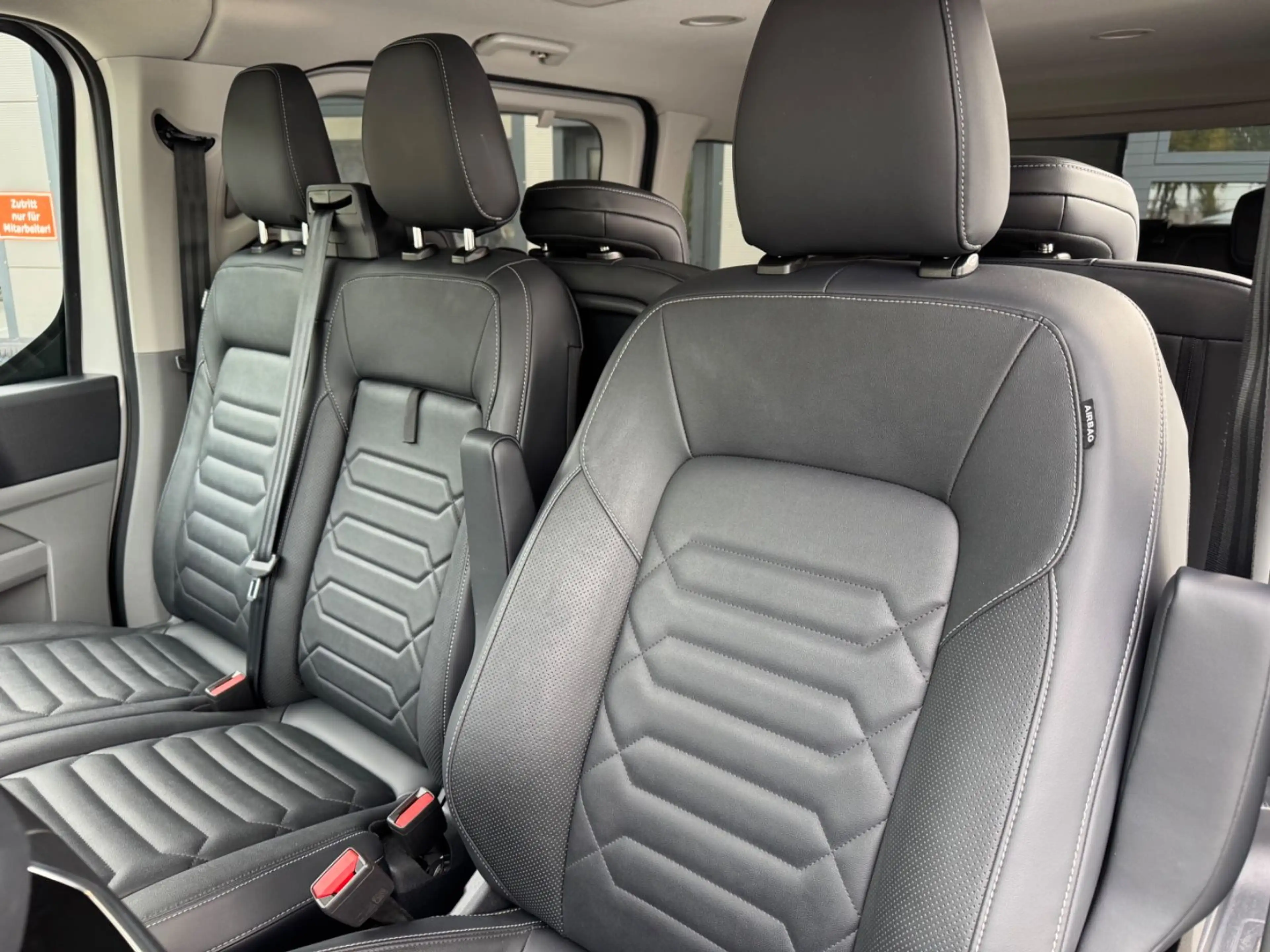 Ford Tourneo Custom Bus 320 L1 Tourneo Titanium — photo 10